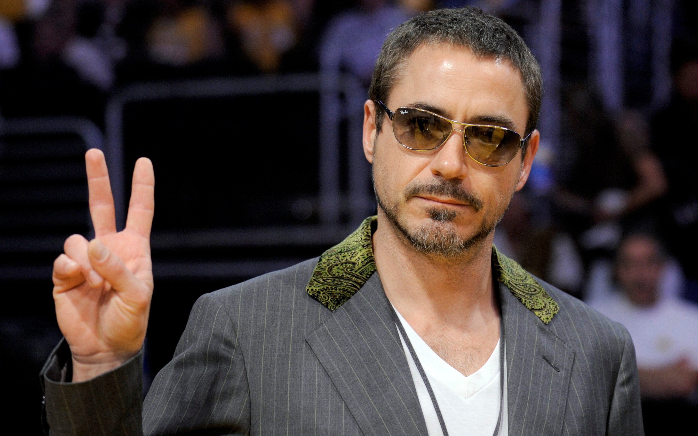 Robert Downey Jr., Background Image, 2880x1800 HD Desktop