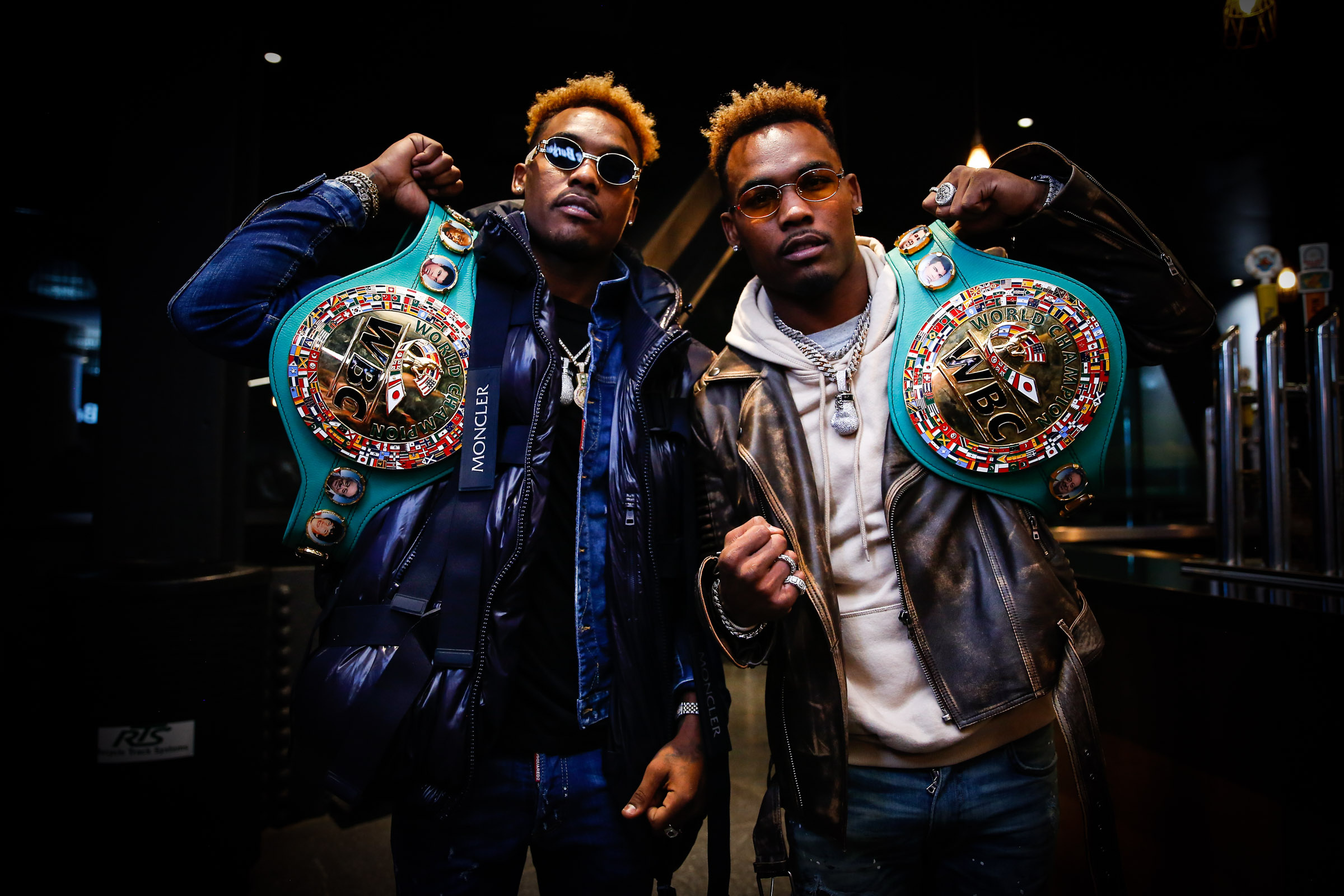 Jermall Charlo, Boxing superstars, Twin brothers, 2400x1600 HD Desktop