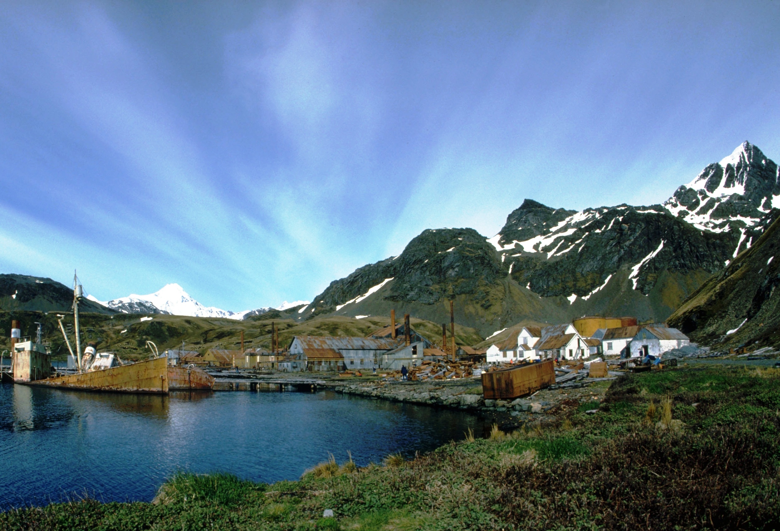 King Edward Point, Grytviken travel guide, South Georgia, Historic site, 2490x1700 HD Desktop