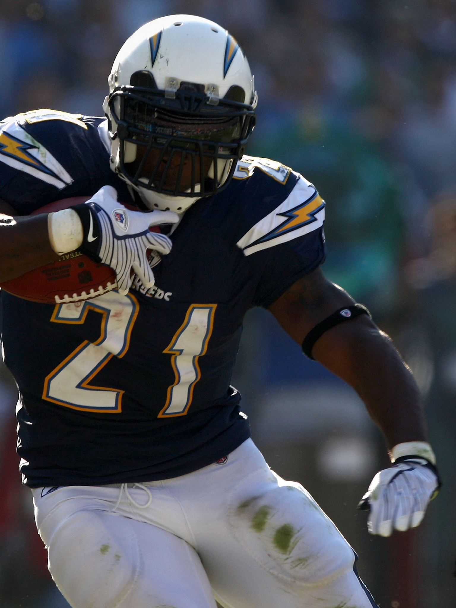 495040 07 15, 2011 Ladainian Tomlinson, 3500x2387, Desktop, 1540x2050 HD Phone