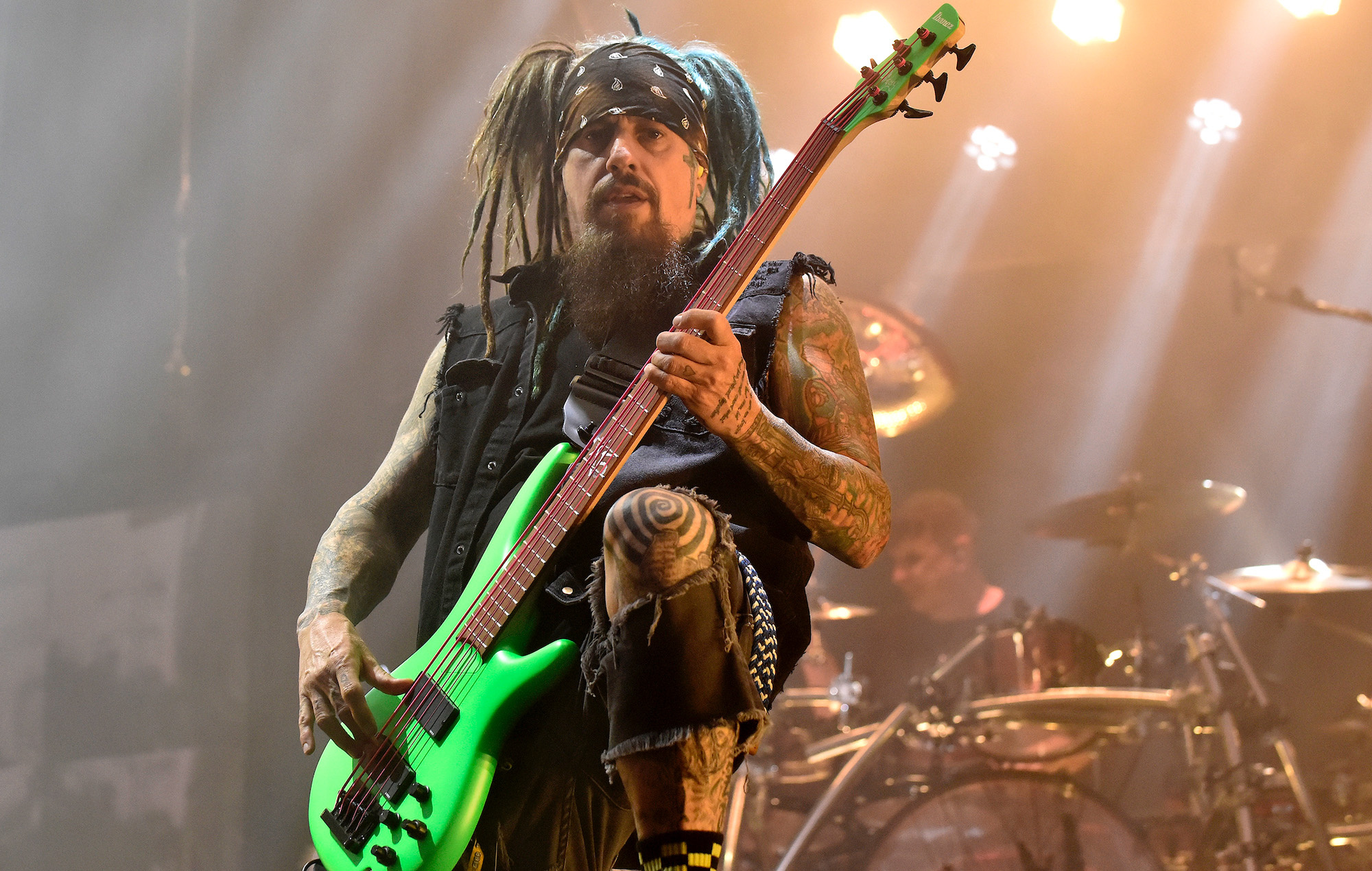 Korn's Brian Welch, Reginald Arvizu tour absence, 2000x1270 HD Desktop