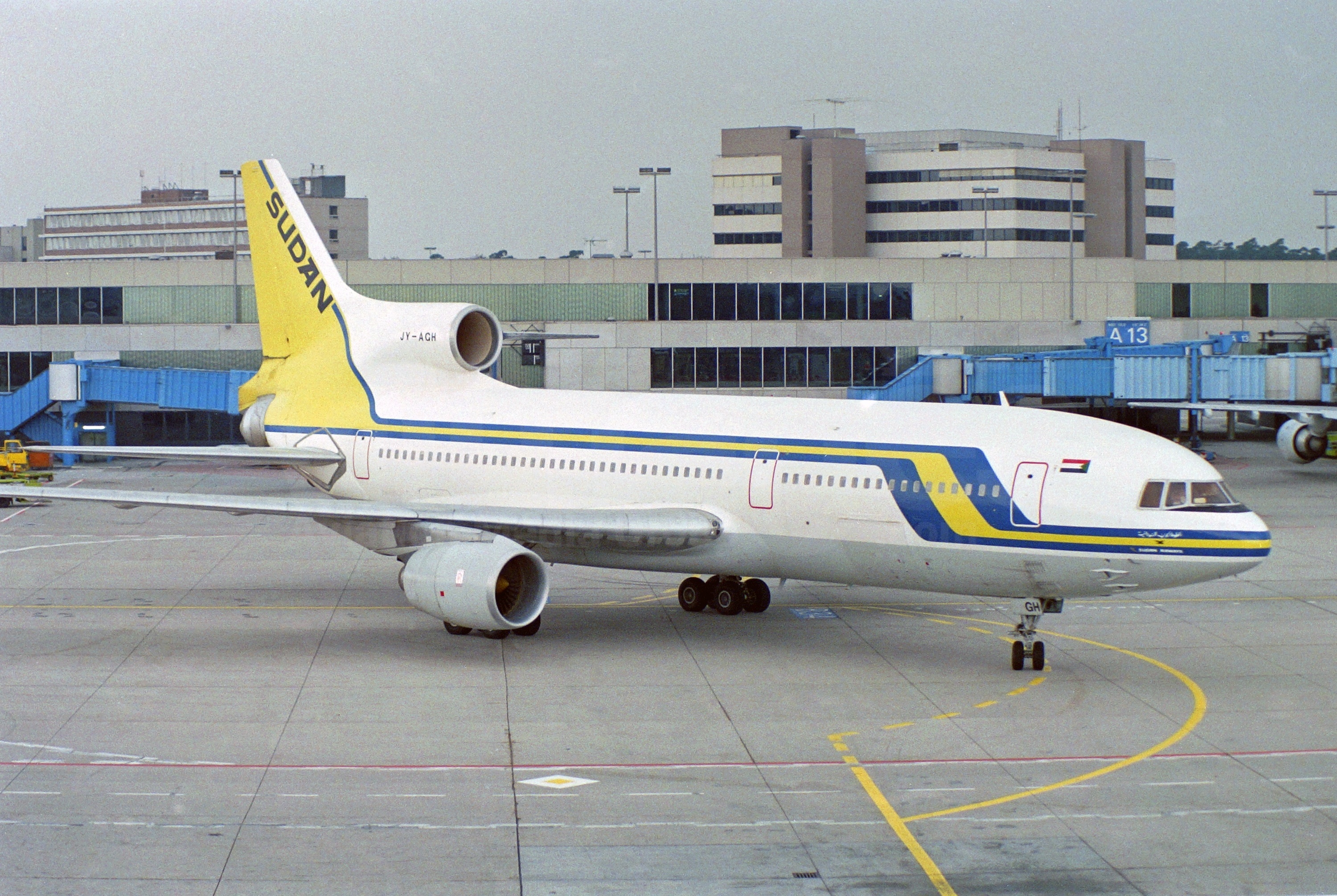 Lockheed L-1011, Sudan Airways, JY-AGH, V1Images, 3000x2010 HD Desktop