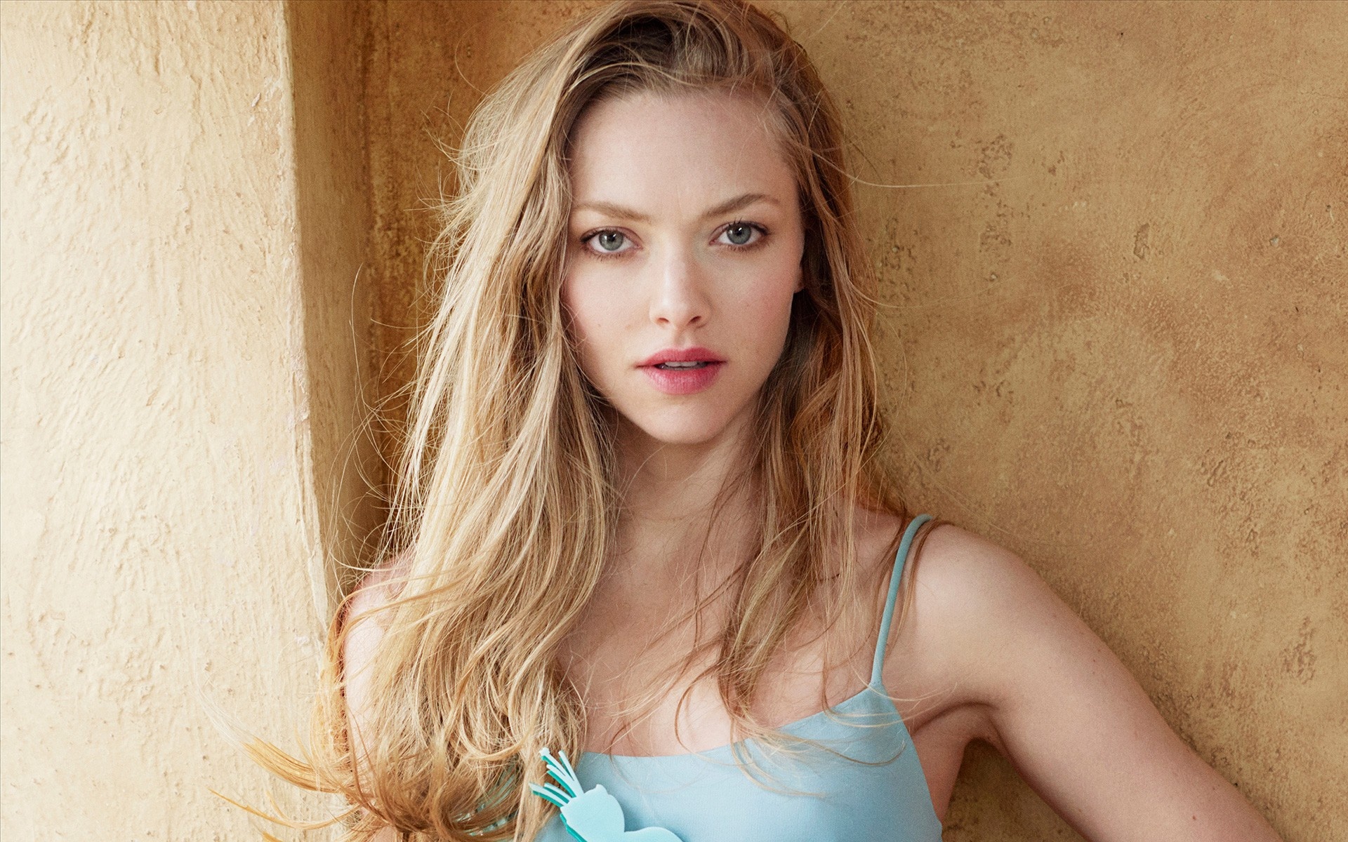 Amanda Seyfried movies, Celeb wallpapers, Stunning images, Hollywood star, 1920x1200 HD Desktop