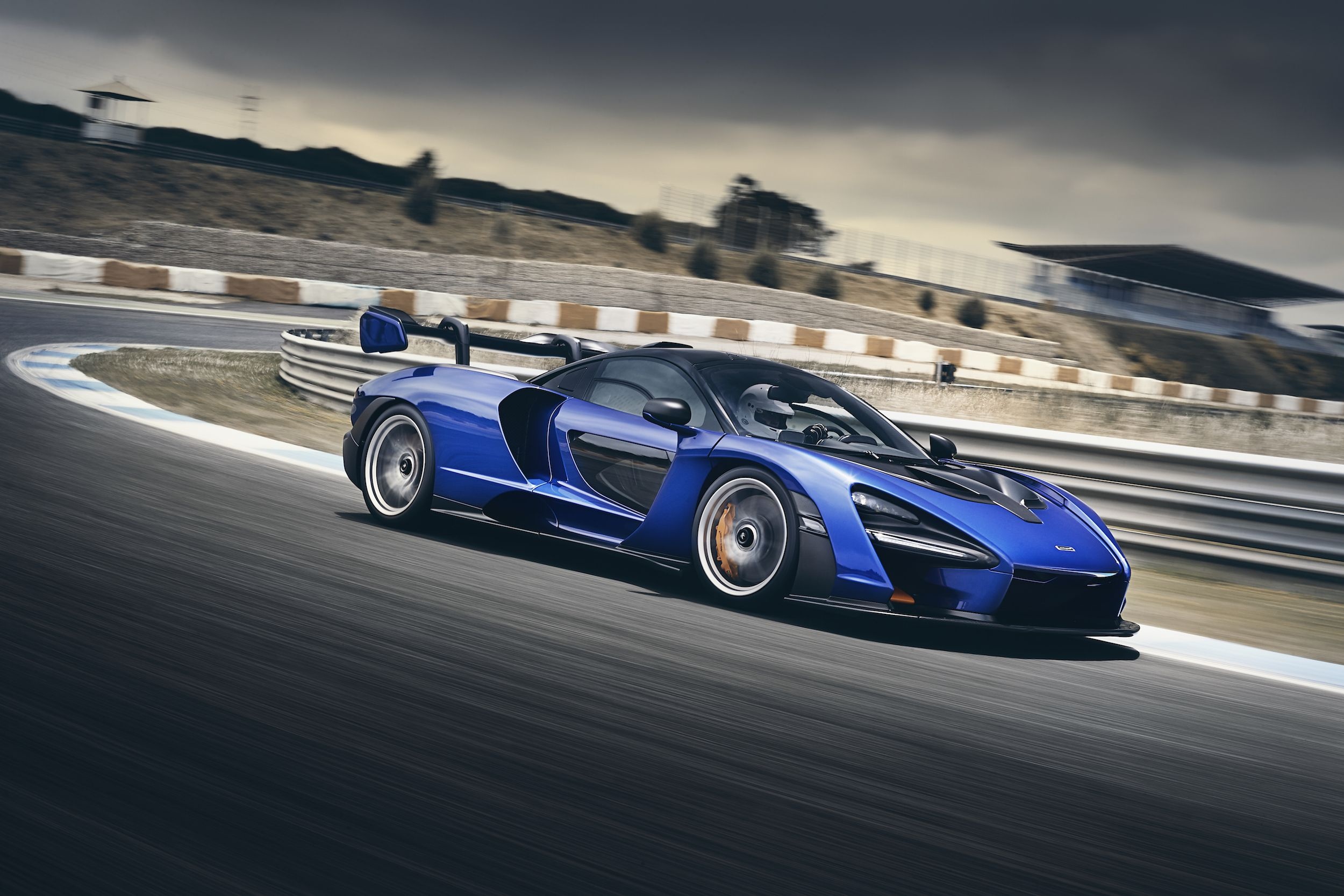 McLaren Senna, 2019 review, Test drive, 2500x1670 HD Desktop