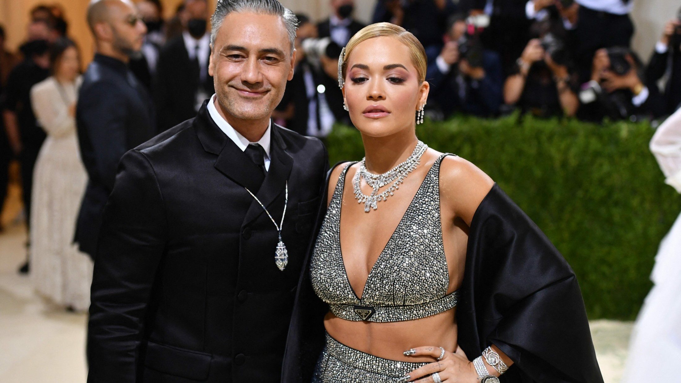 Rita Ora, Taika Waititi, Engagement rumors, 2200x1240 HD Desktop