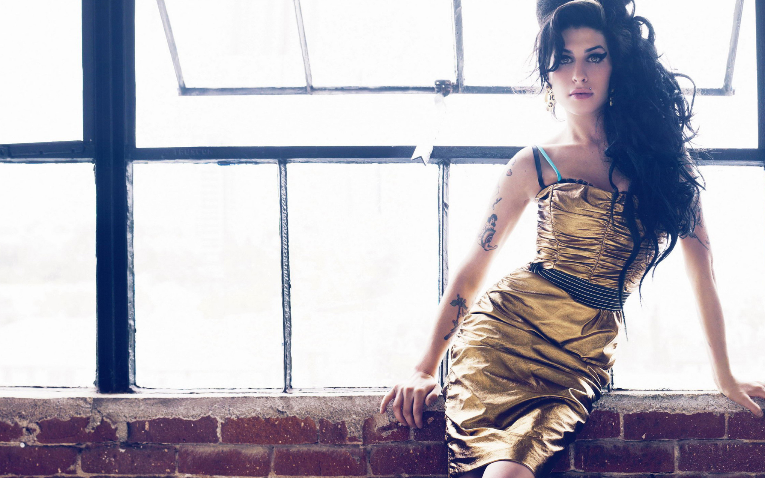 Zoo Magazine 2007, Amy Winehouse Wallpaper, 2560x1600 HD Desktop