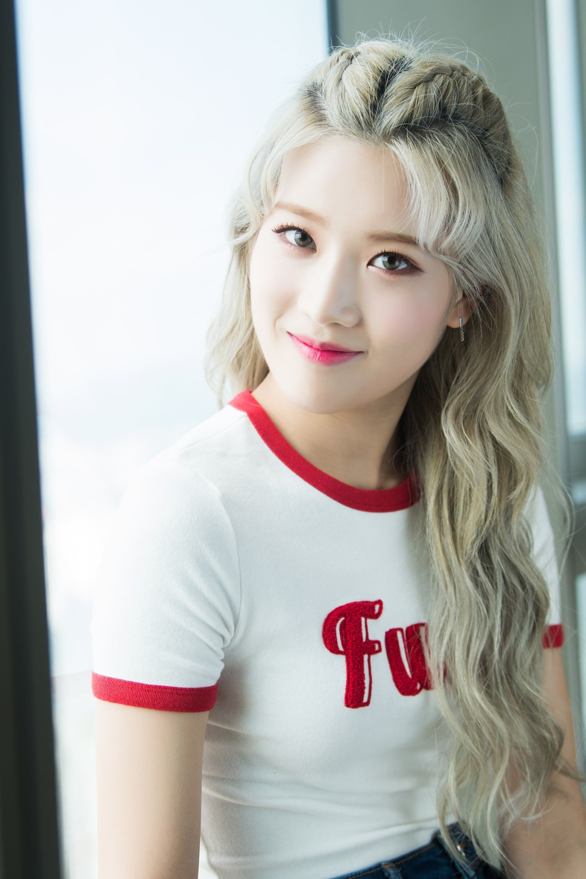 LOONA (K-pop), Kimlip, Kpop, 2000x3000 HD Phone