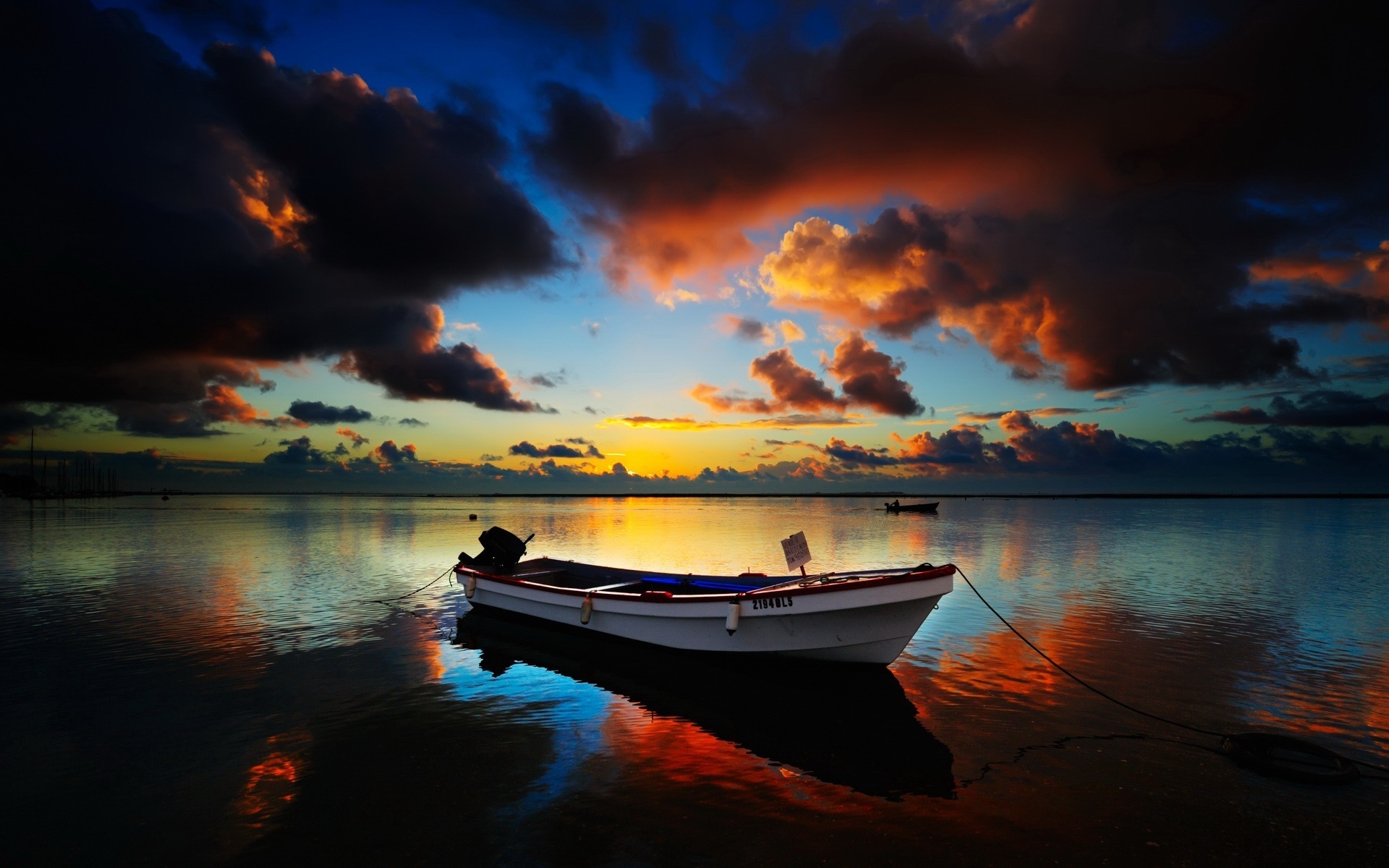 Personal boats, Lake twilight, Wallpaper, 1920x1200 HD Desktop