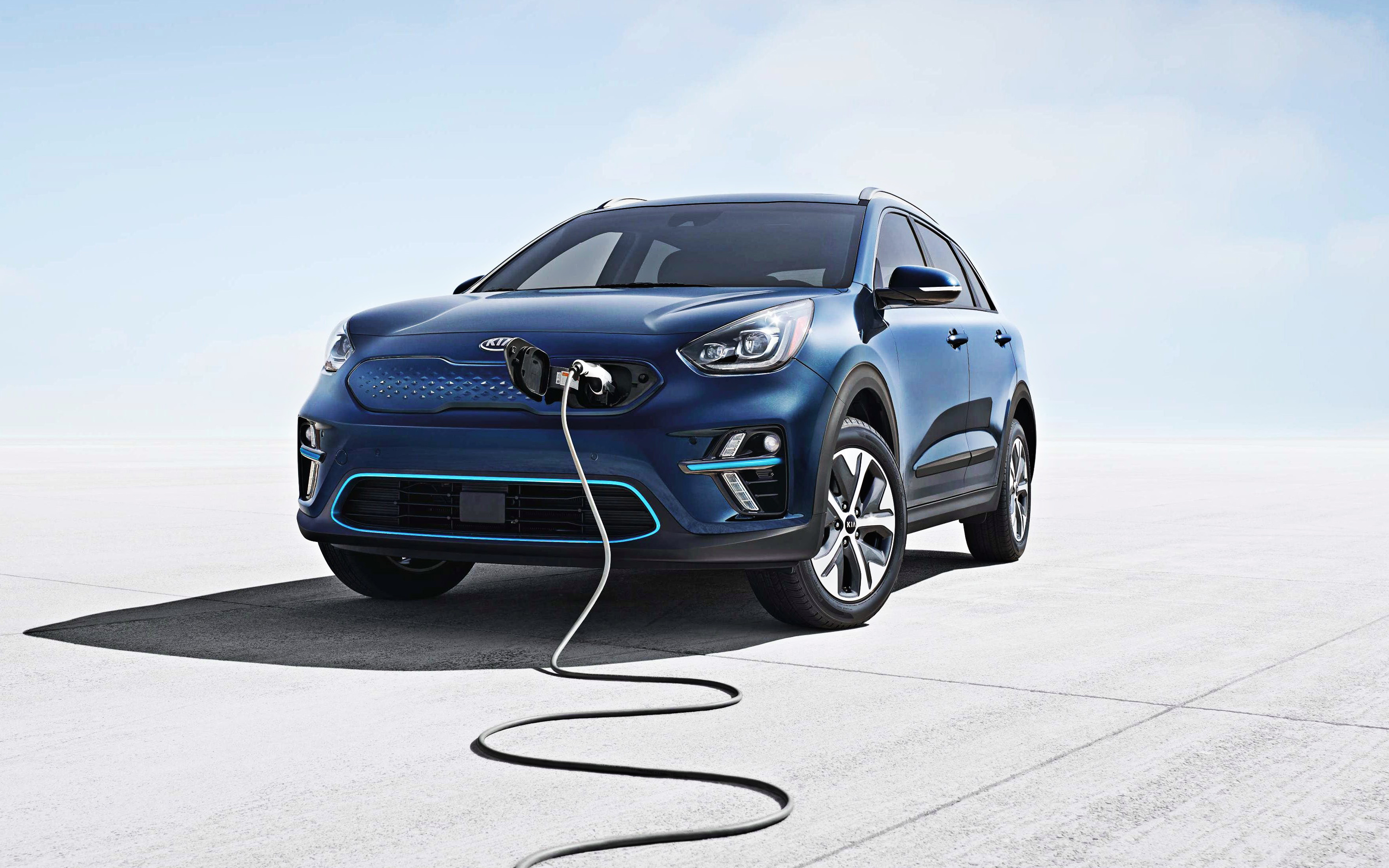 Kia Niro, High-quality wallpapers, New blue color, Electric vehicle, 2880x1800 HD Desktop