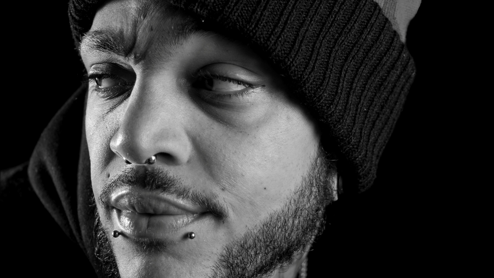 Travie McCoy, Piercing Wallpaper, 1920x1080 Full HD Desktop