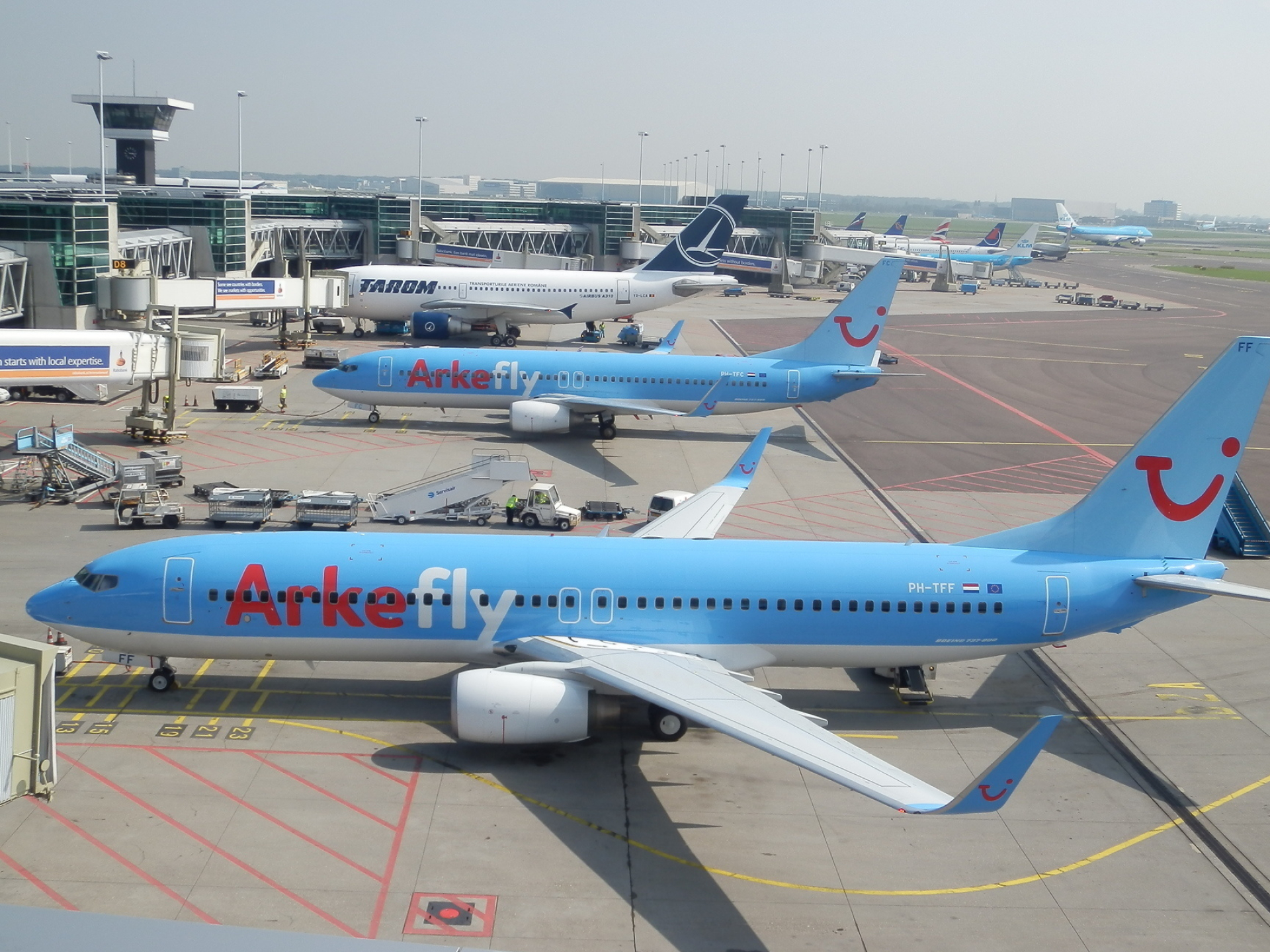 Amsterdam-Schiphol Airport, Haarlemmermeer location, Aerial photography, Netherlands, 1920x1440 HD Desktop