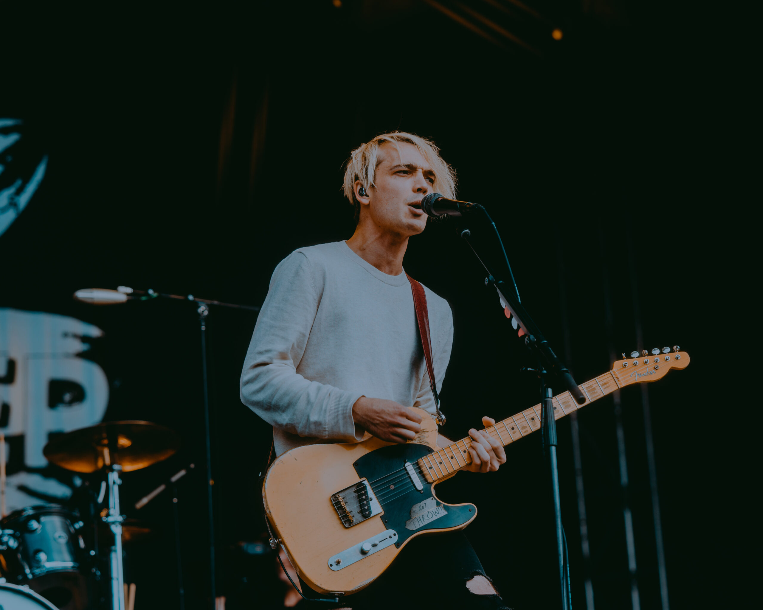 Firefly Fest, Alternative photography, Badflower live, Day 3 and 4, 2560x2050 HD Desktop