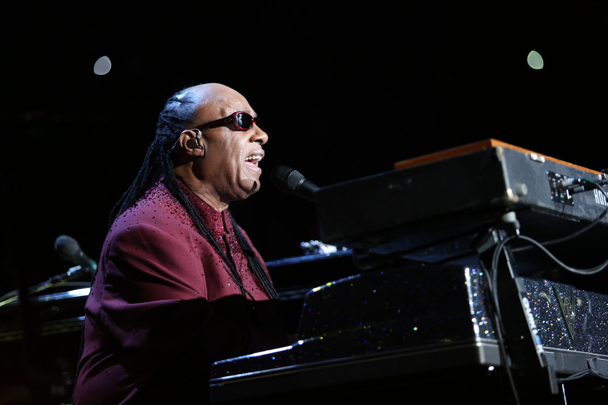 Concert review, Stevie Wonder, perfect key, Atlanta performance, 2000x1340 HD Desktop