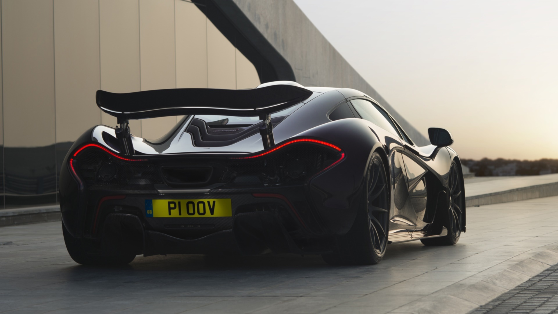 Mclaren P1, Supercar, Cutting-edge engineering, Aerodynamic design, 1920x1080 Full HD Desktop