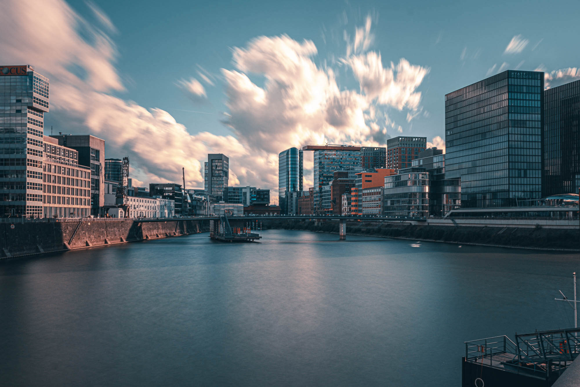 Dusseldorf Skyline, Medienhafen, German city, Modern architecture, 2000x1340 HD Desktop