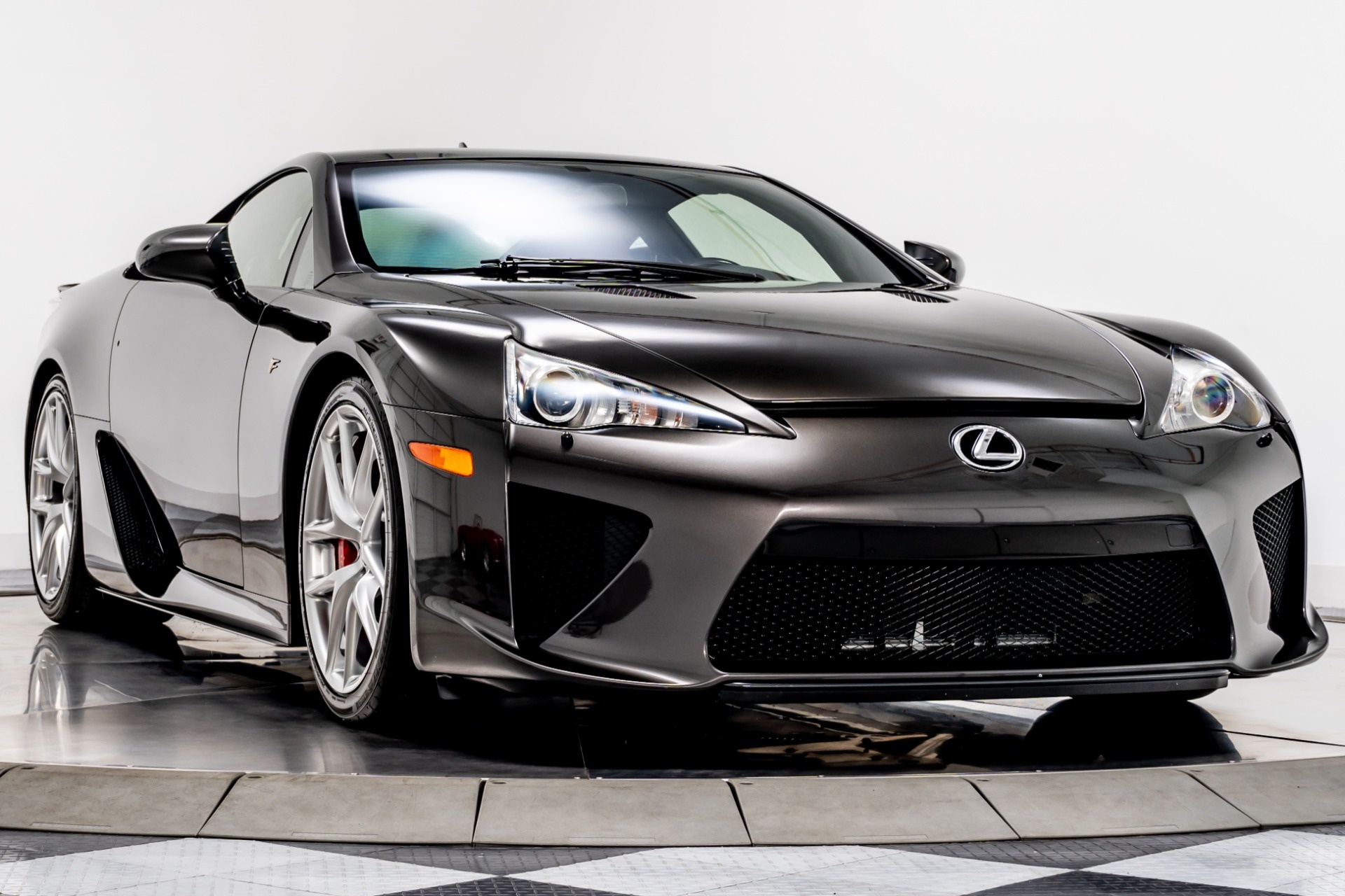 Presentation, Lexus LFA Wallpaper, 1920x1280 HD Desktop