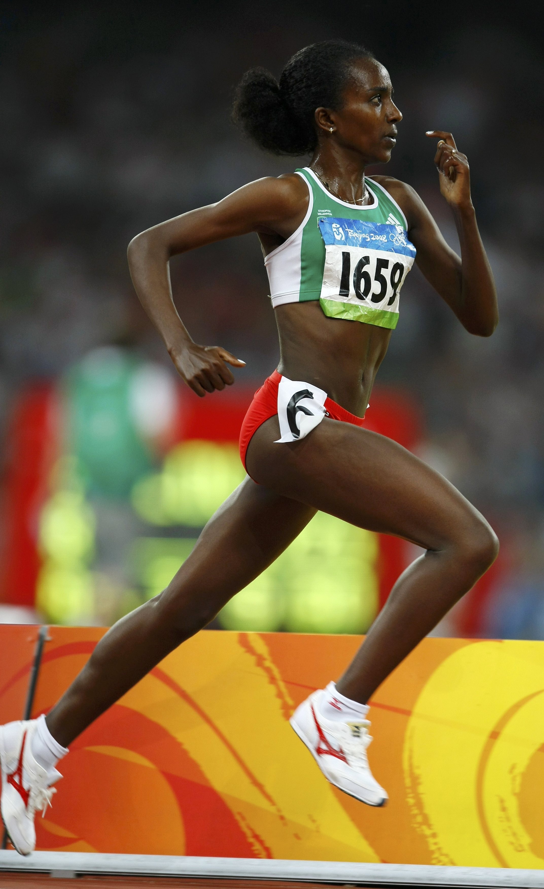 Beijing 2008 Olympics, Tirunesh Dibaba Wallpaper, 2150x3500 HD Phone