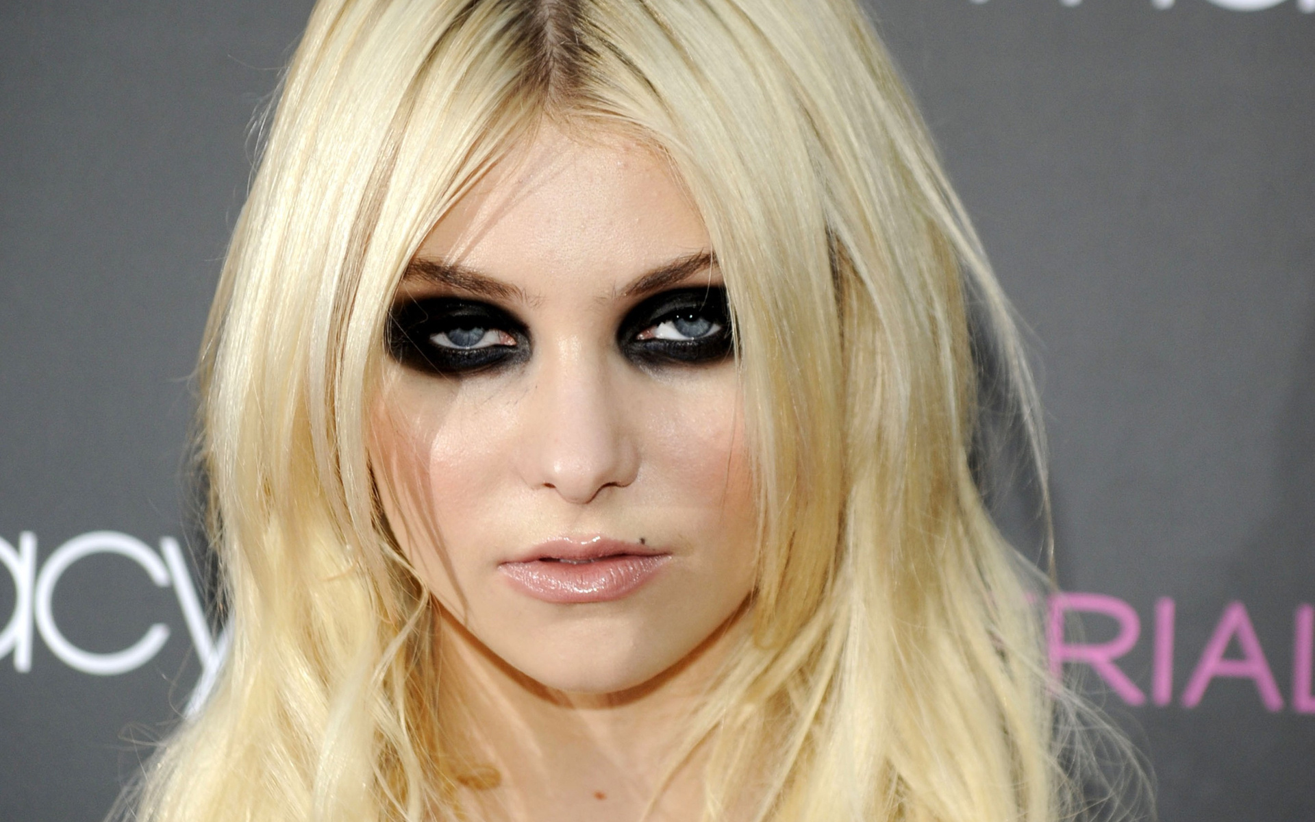 Taylor Momsen, Rock musician, Actress, The Pretty Reckless, 1920x1200 HD Desktop