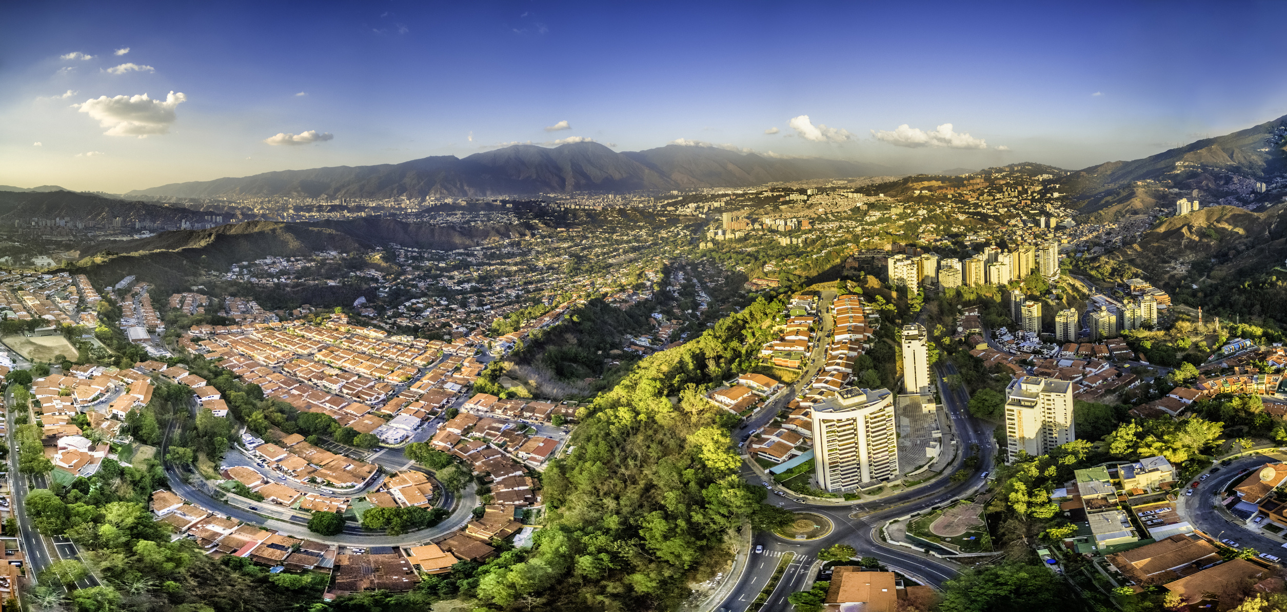 Caracas, Venezuela, the venezuela crisis, 2510x1200 Dual Screen Desktop