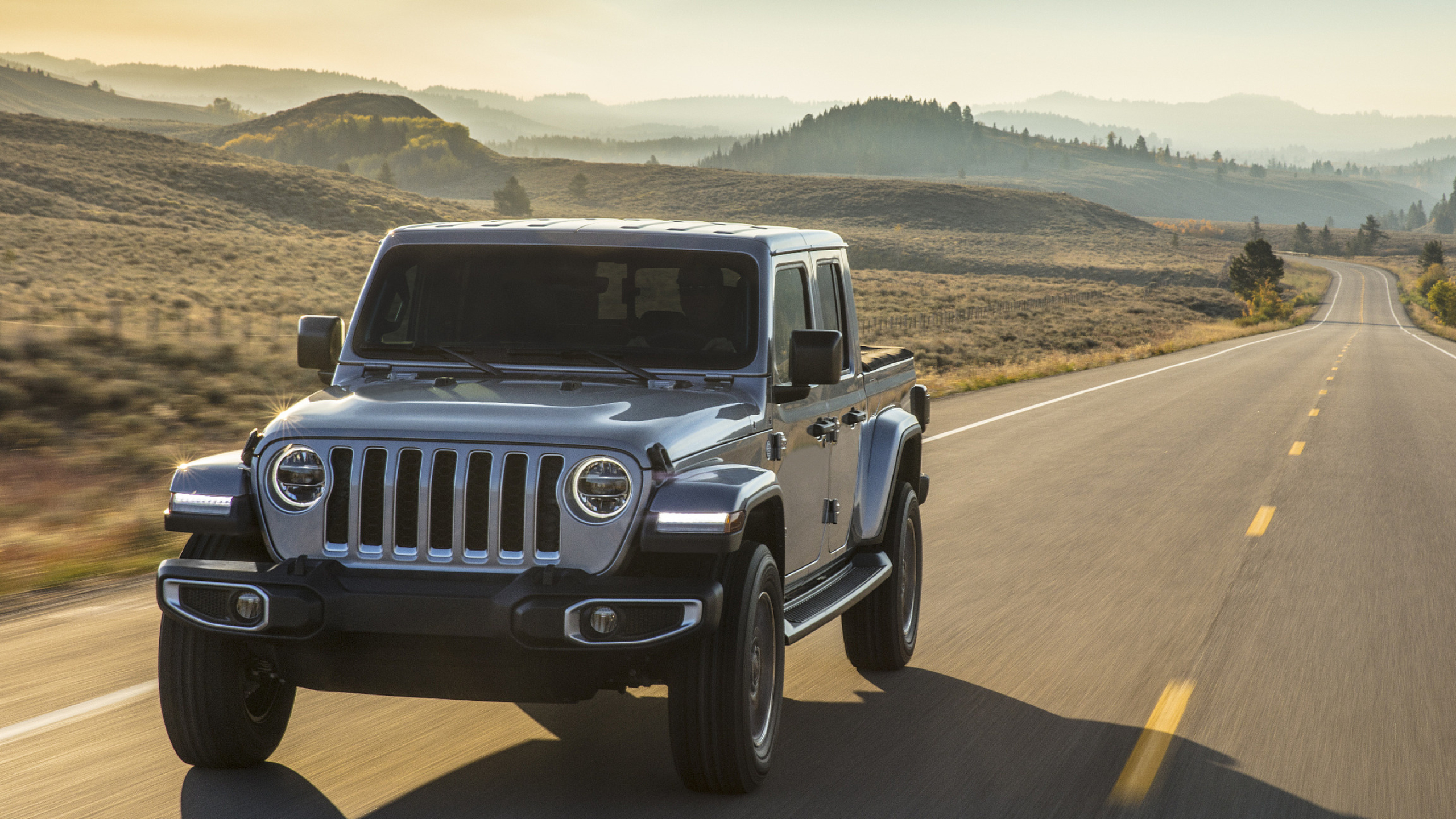 Jeep Gladiator, Overland edition, Front view HD, 2020 model, 2560x1440 HD Desktop