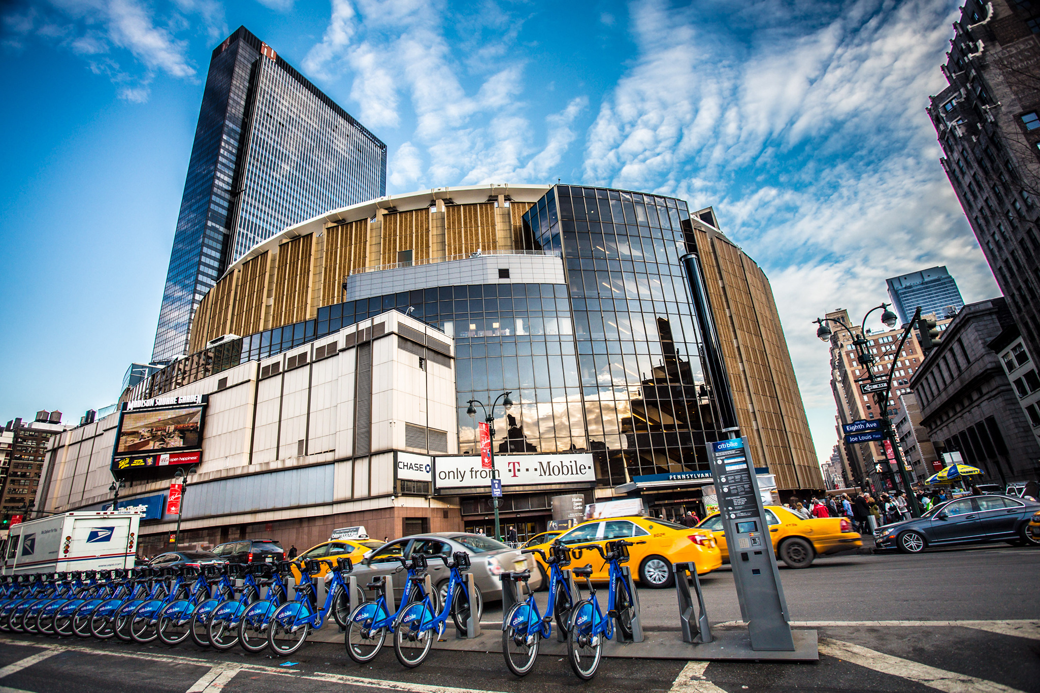 Madison Square Garden, State-of-the-art spheres, London & Las Vegas, 2050x1370 HD Desktop