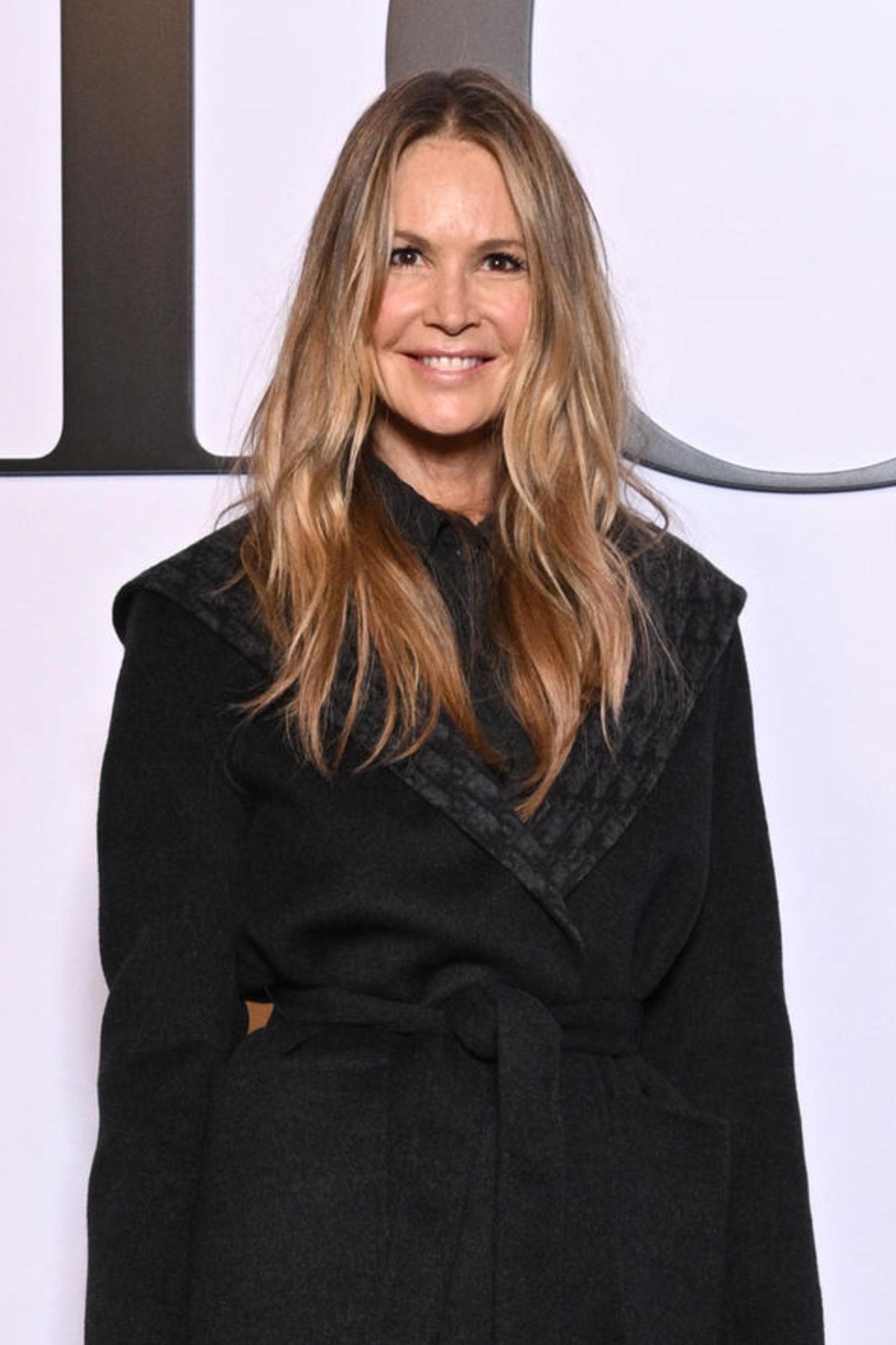 Elle Macpherson, Movies, New love, Elton John concert, 1440x2160 HD Phone