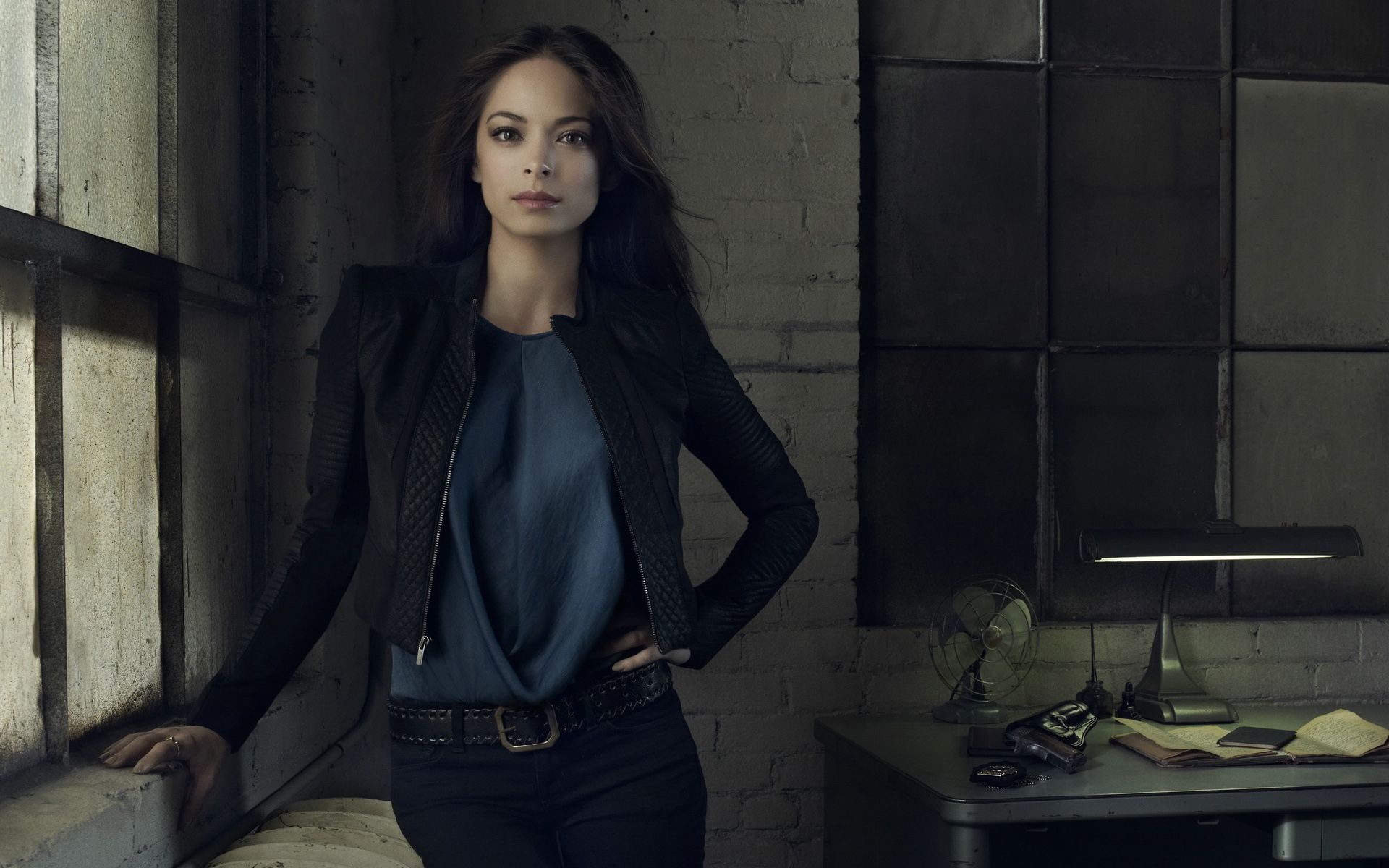 Kristin Kreuk, Sexy wallpaper, High definition, Stunning image, 1920x1200 HD Desktop