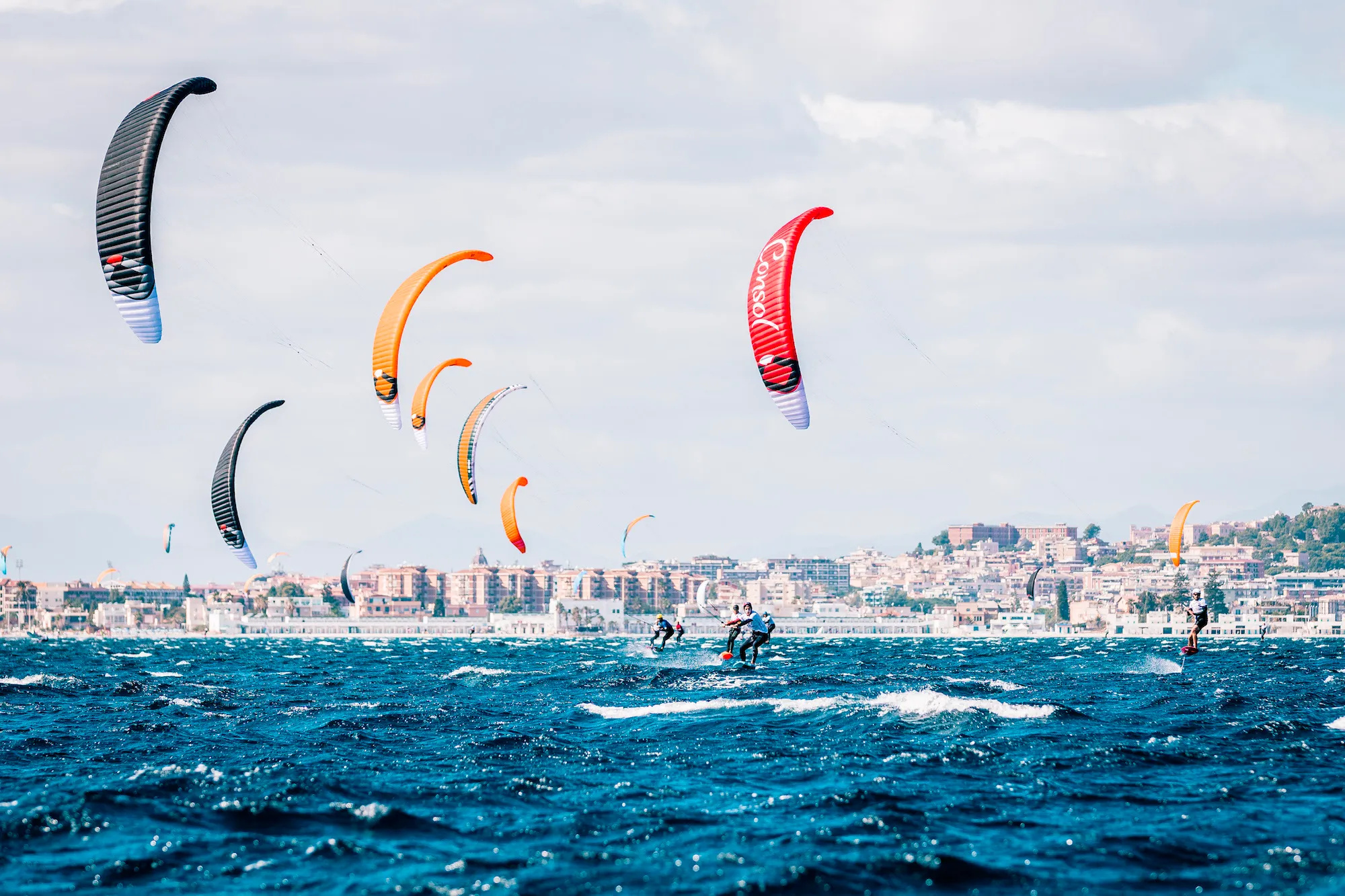 Sardinia Grand Slam, Kiteboarding Wallpaper, 2000x1340 HD Desktop