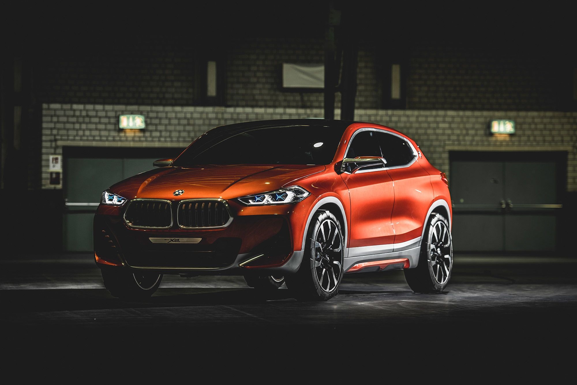 BMW X2 concept SUV, Provocative eyes, Sexy freedom, 2000x1340 HD Desktop