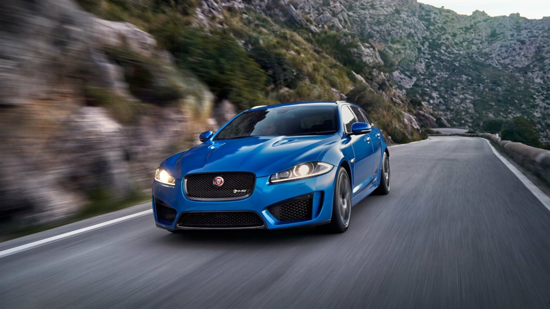 Jaguar XFR-S, Performance sedan, Aggressive styling, Thrilling acceleration, 1920x1080 Full HD Desktop