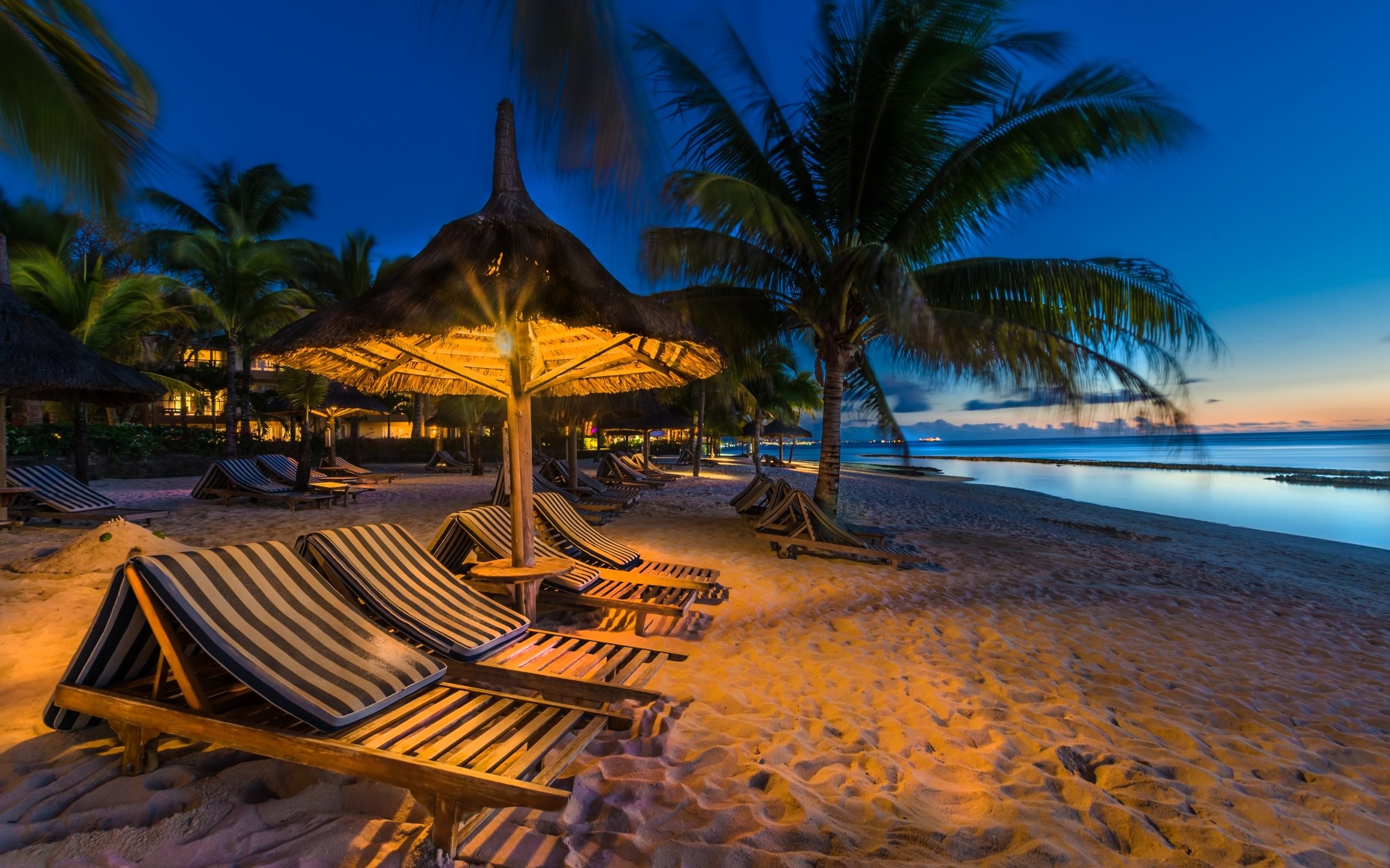 Mauritius Island, Tropical oasis, Beachfront relaxation, Postcard-worthy, 2560x1600 HD Desktop