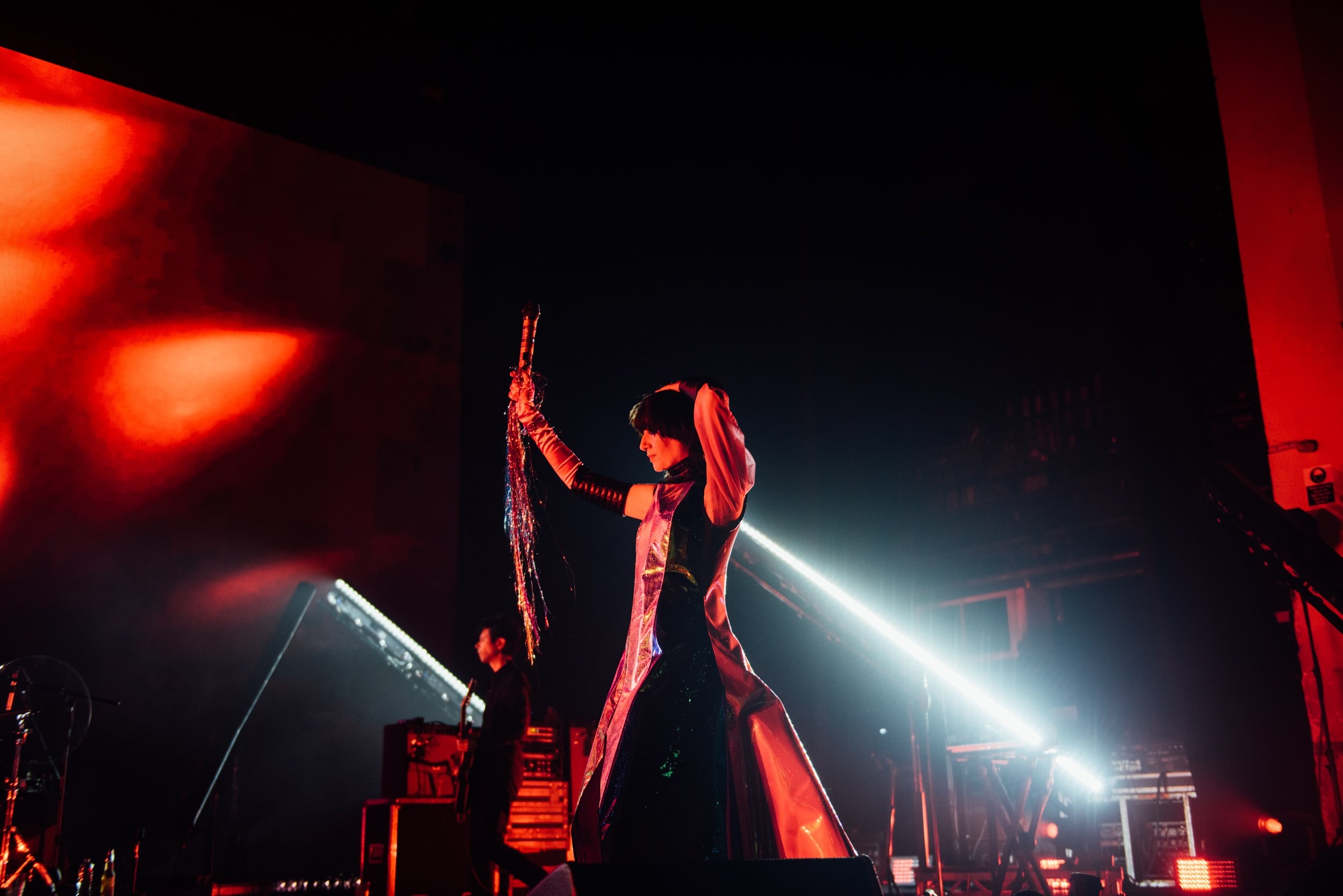 Yeah Yeah Yeahs bring their sense for the spectacular to London's O2 Academy Brixton - photos | Dork 2500x1670