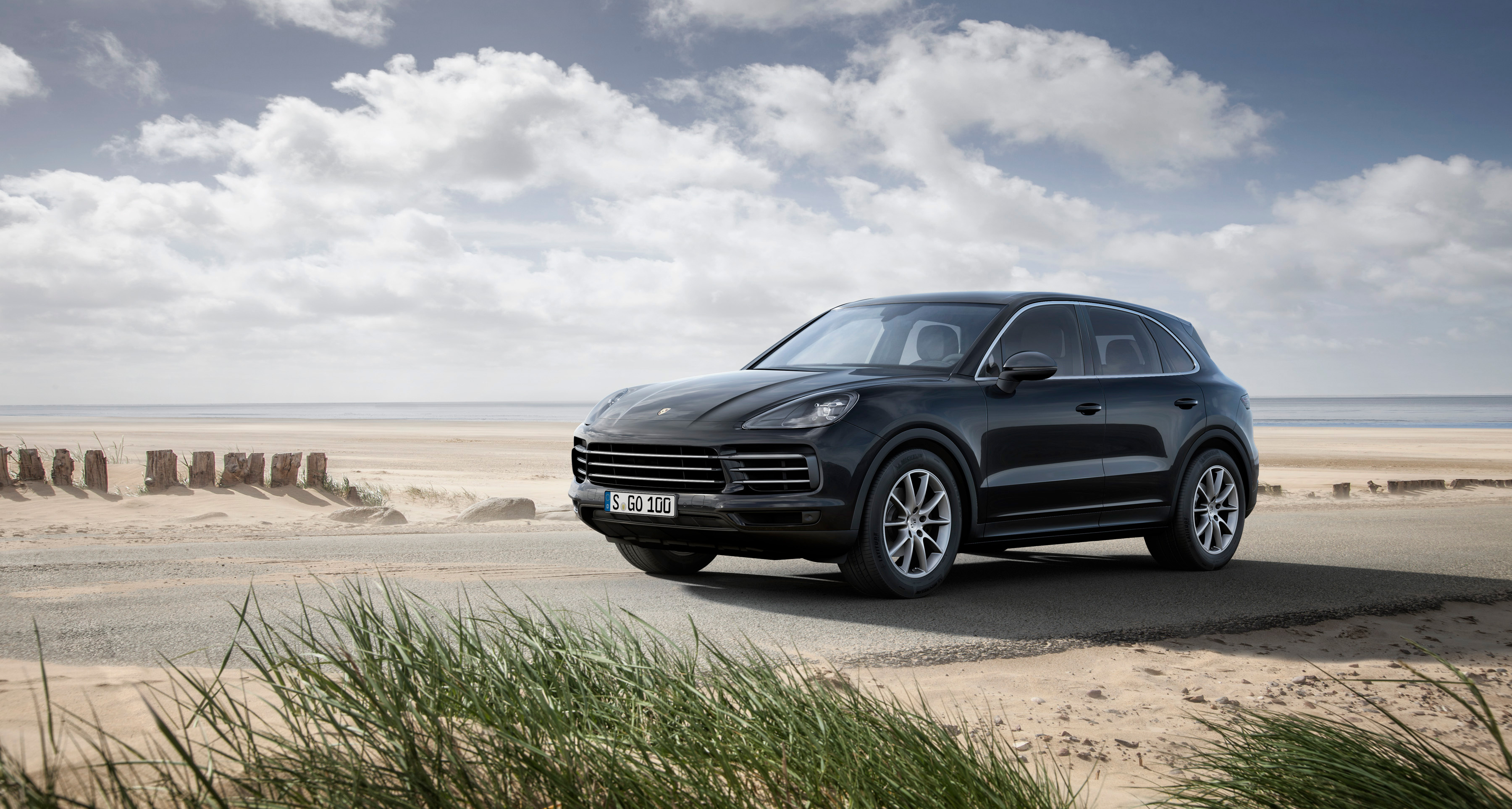 2017 Model, Porsche Cayenne Wallpaper, 3600x1930 HD Desktop