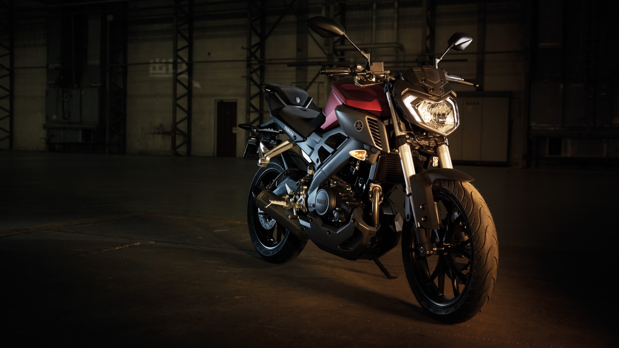 Urban Explorer, Yamaha MT-125 Wallpaper, 2000x1130 HD Desktop