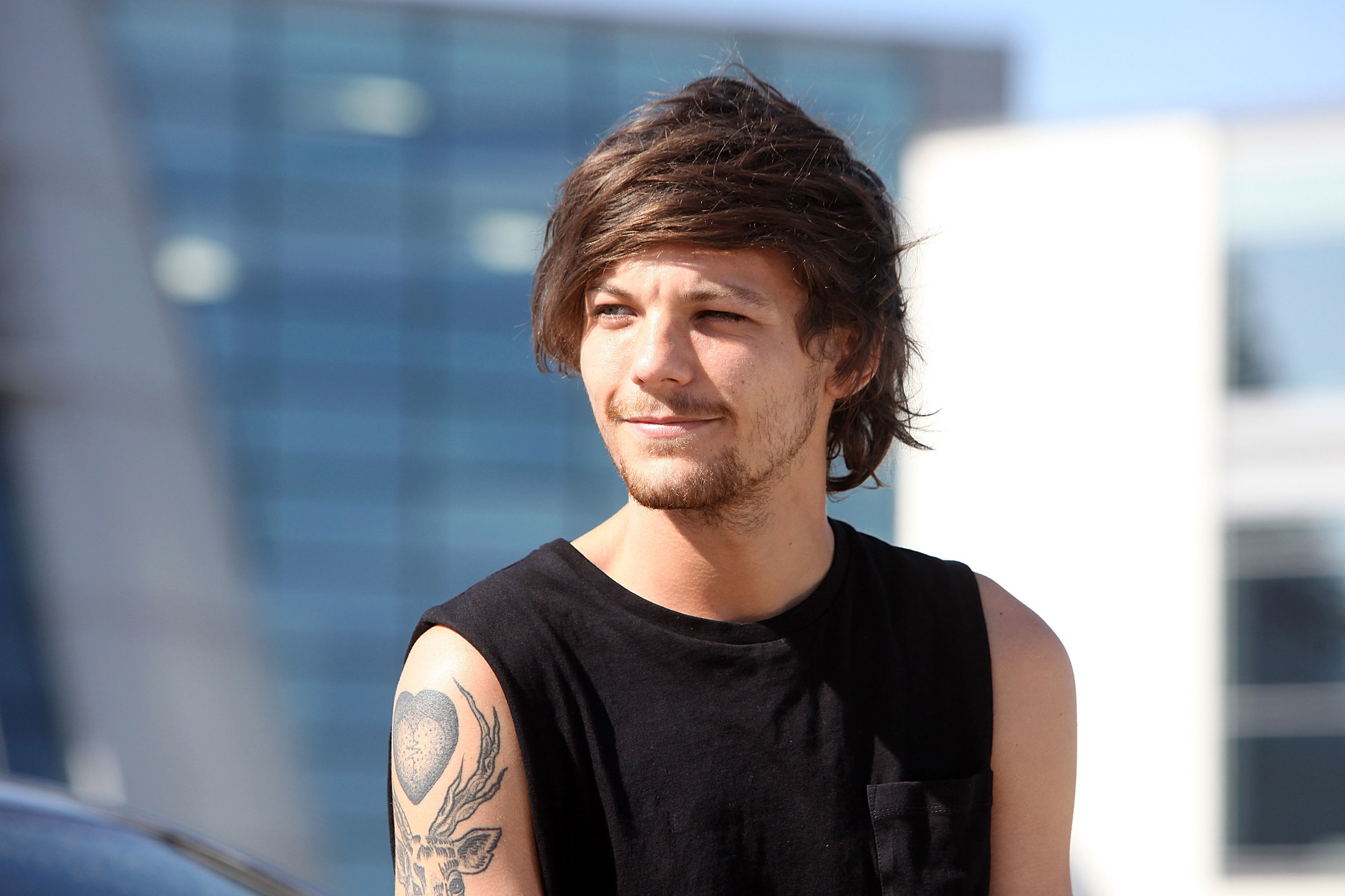 HD wallpaper background, Louis Tomlinson, 2500x1670 HD Desktop