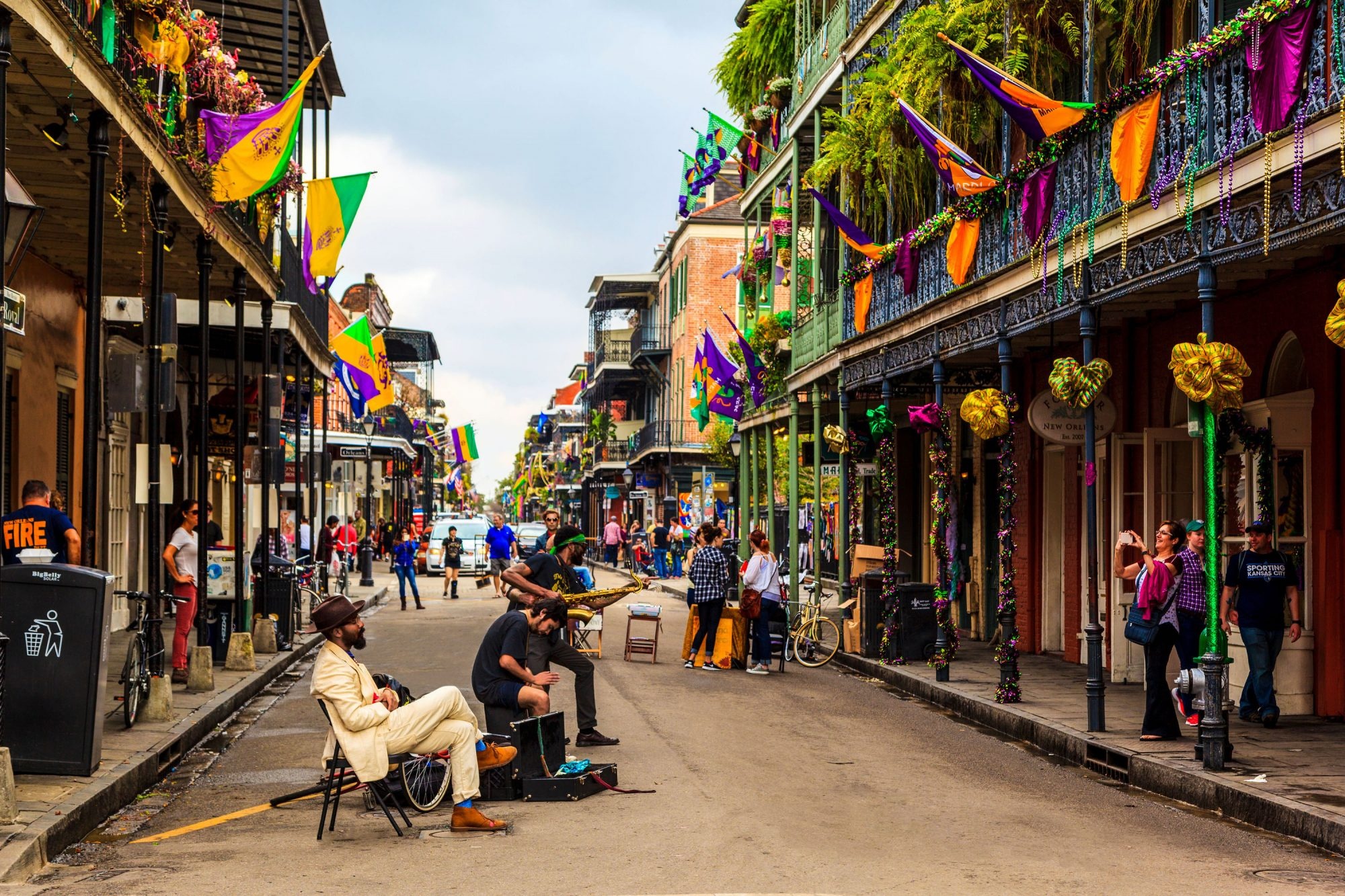 New Orleans, Travel guide, Rachael Ray, Travels, 2000x1340 HD Desktop