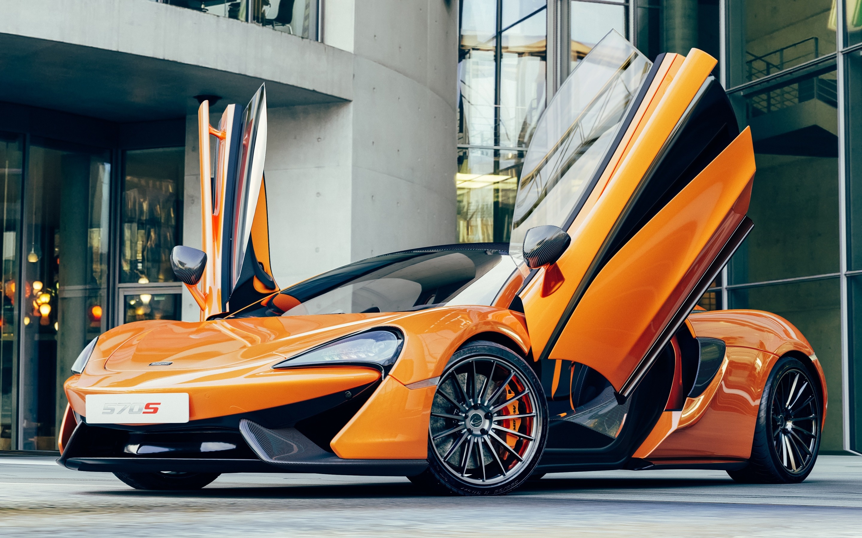 2017 Model, McLaren 570S Wallpaper, 2880x1800 HD Desktop