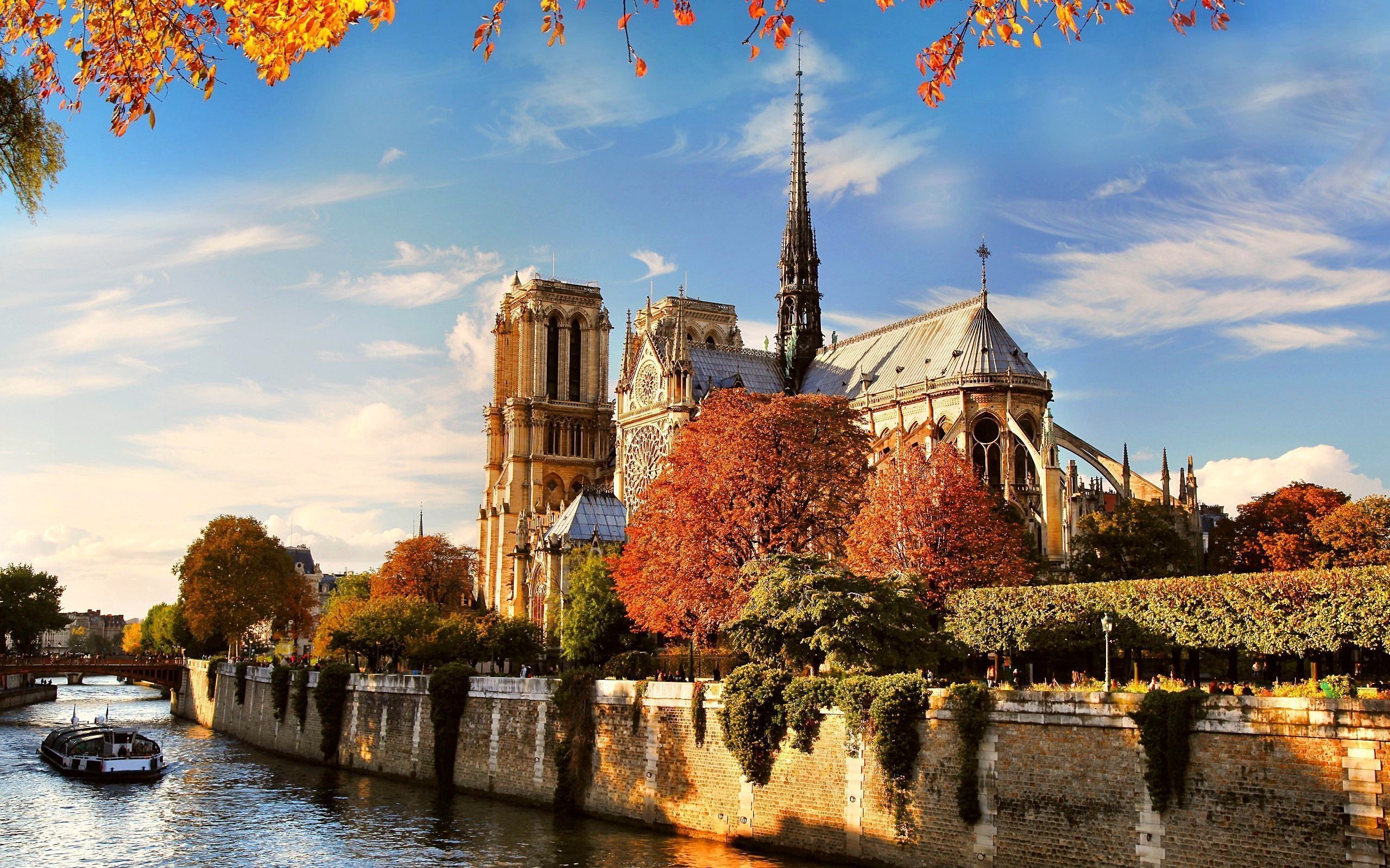 River Seine, Notre-Dame Cathedral Wallpaper, 2560x1600 HD Desktop