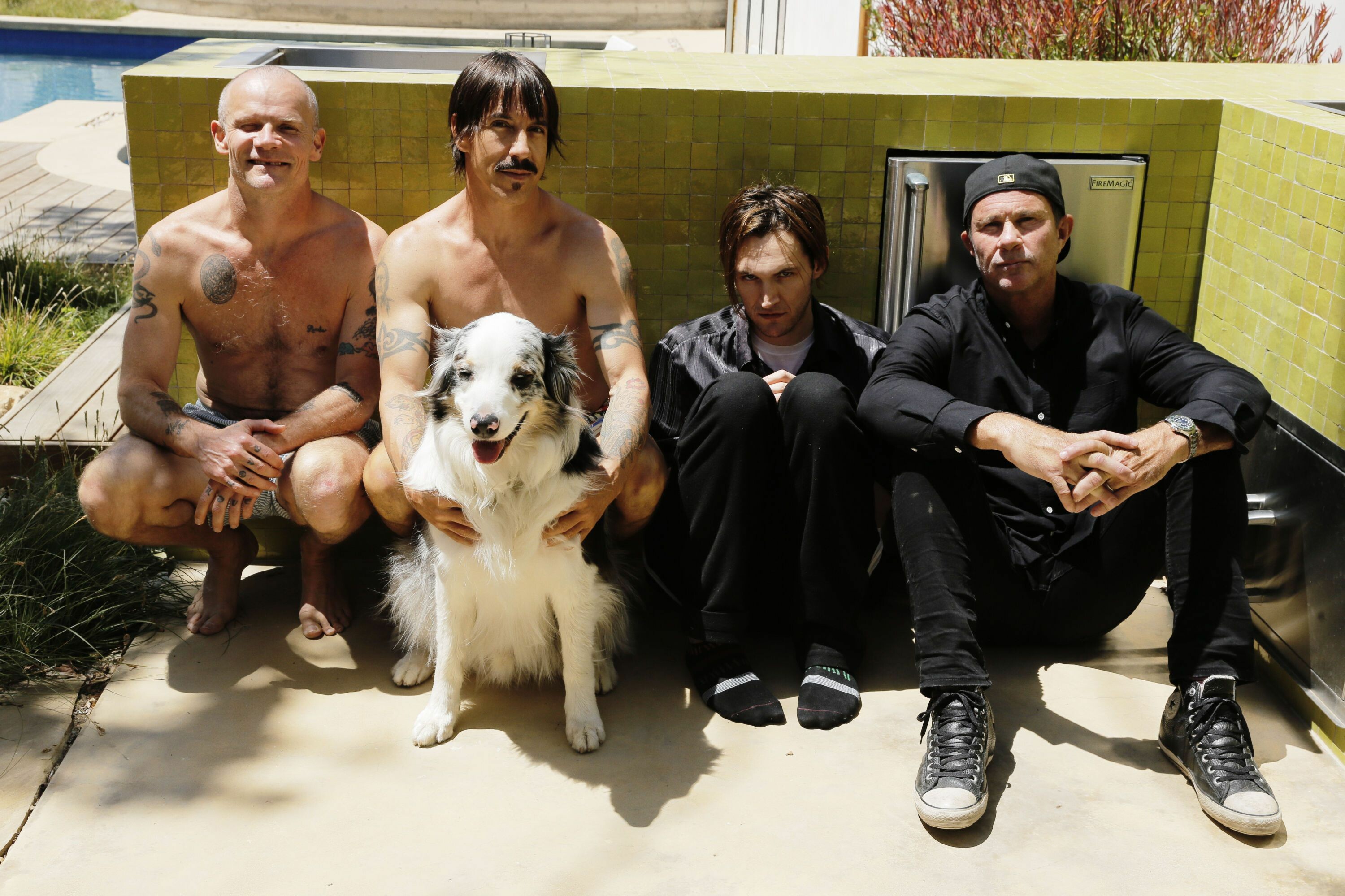 Red Hot Chili Peppers, Full HD wallpapers, Rock music, Energetic visuals, 3000x2000 HD Desktop