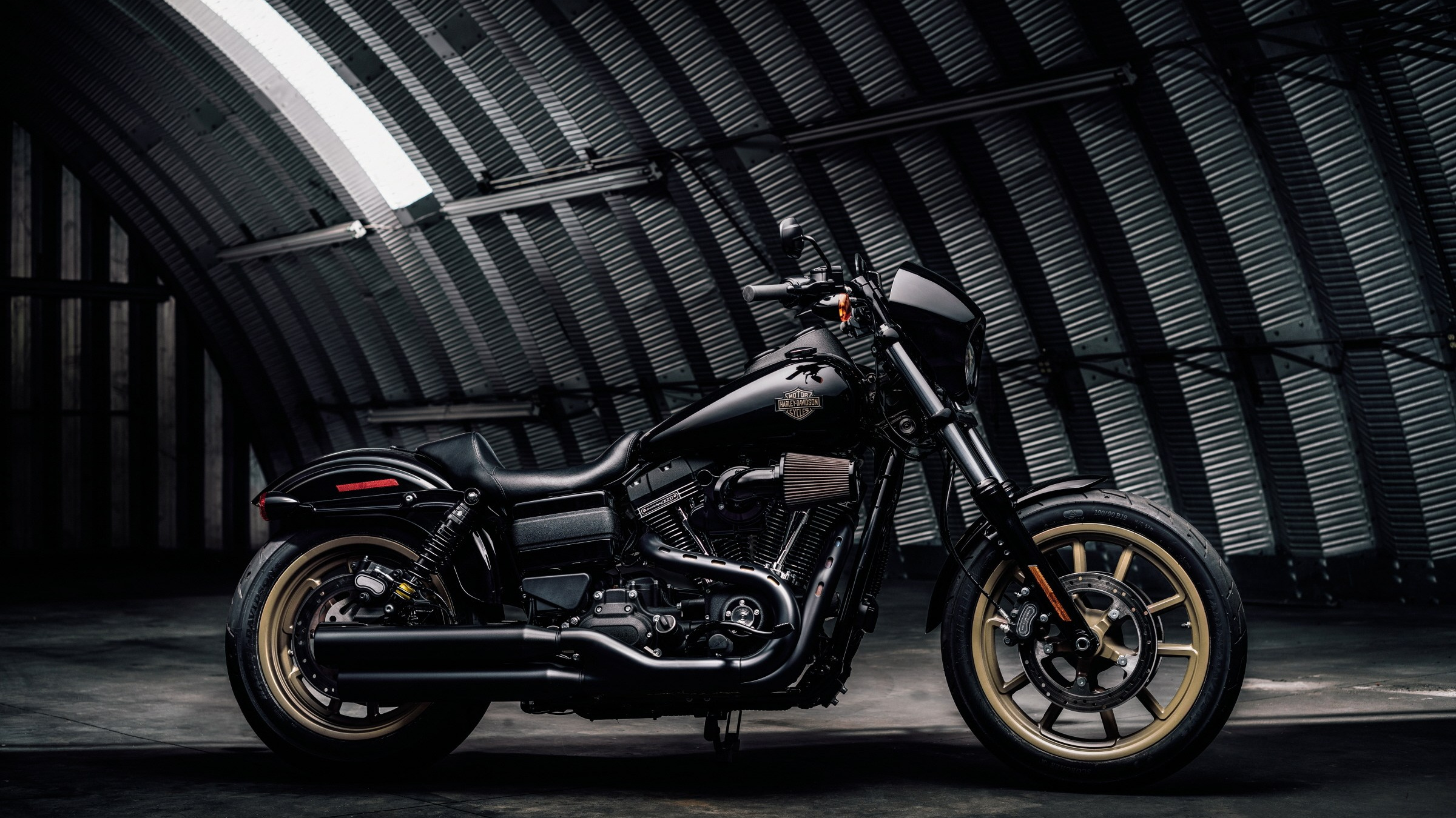 S Edition, Harley-Davidson Low Rider Wallpaper, 2400x1350 HD Desktop