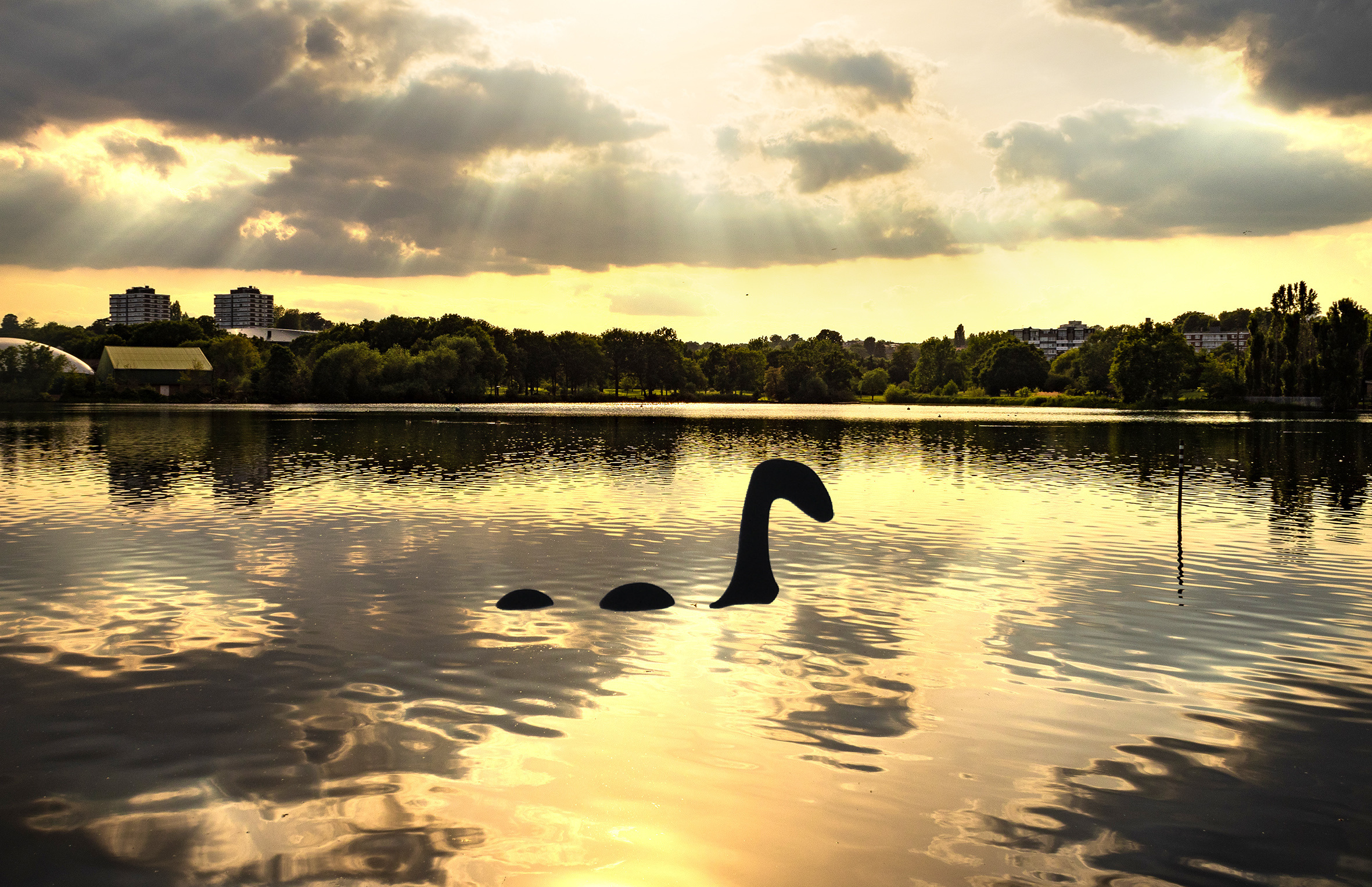 Loch Ness Monster, Wimbledon sighting, Elusive phenomenon, Cryptid mystery, 2370x1530 HD Desktop