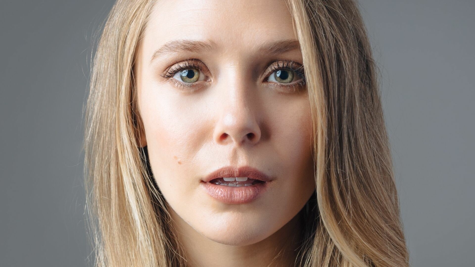 Elizabeth Olsen, Gorgeous close-up, HD image, Beautiful background, 1920x1080 Full HD Desktop