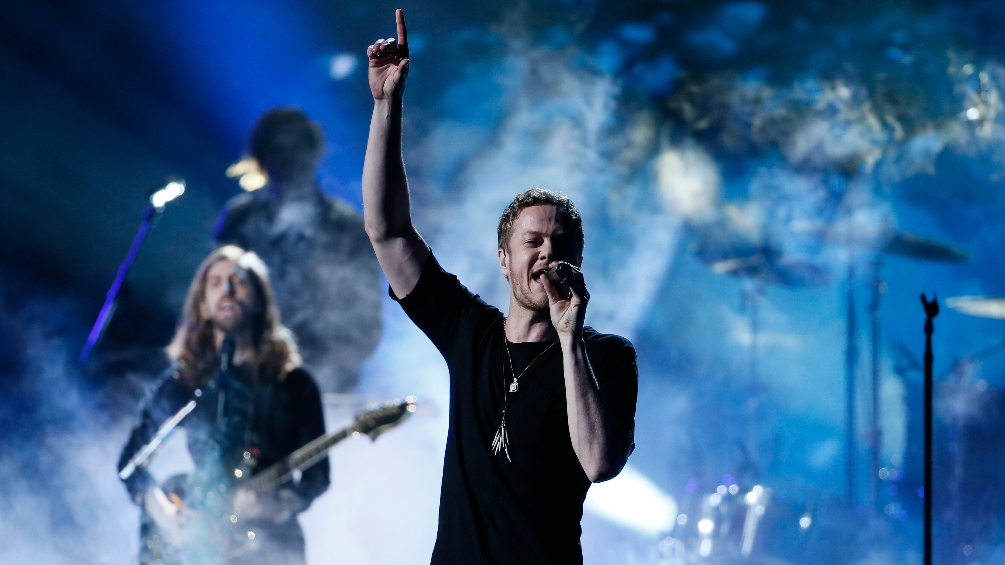 Live American Music Awards 2013, Imagine Dragons Wallpaper, 3360x1890 HD Desktop