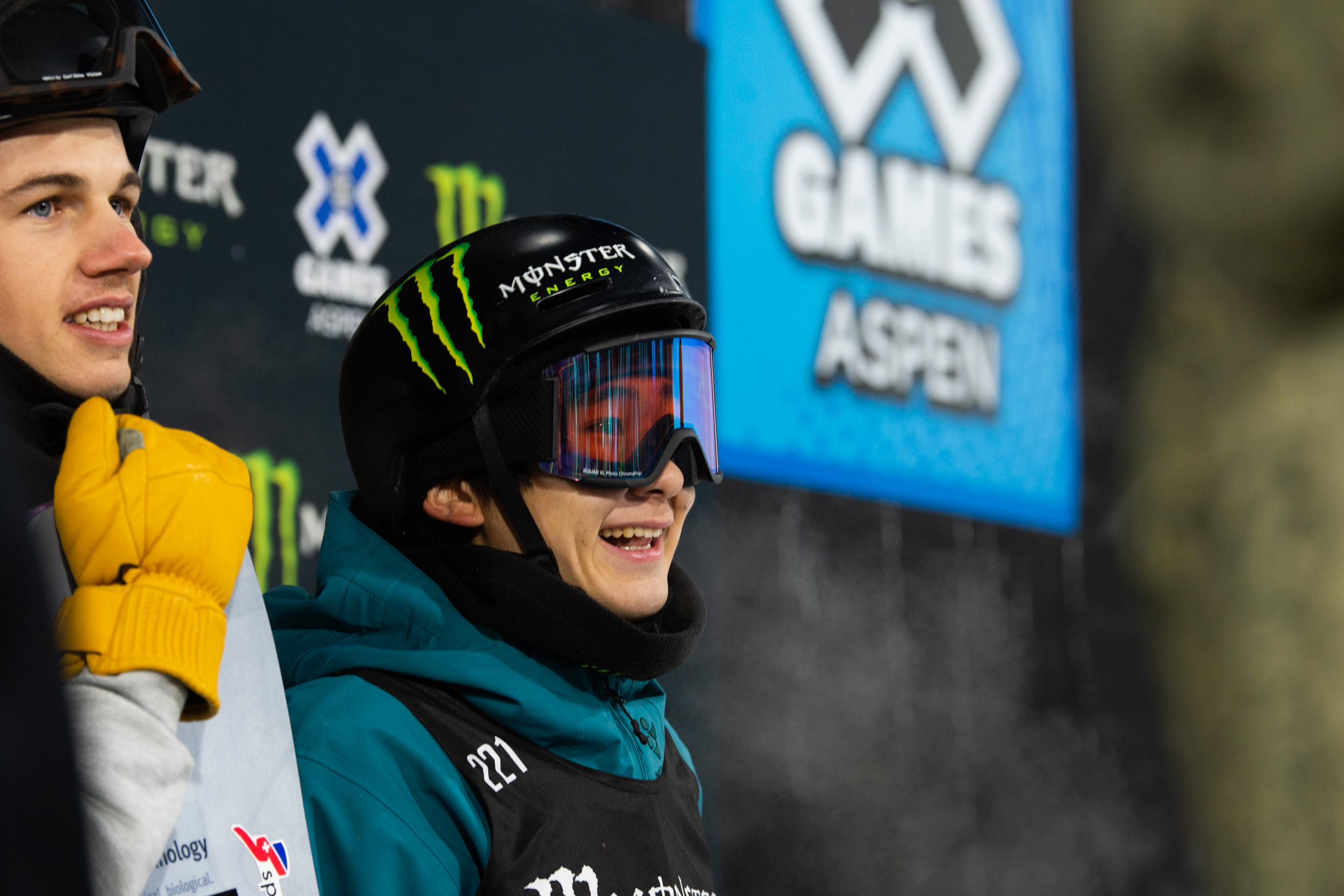 Yuto Totsuka, X-Games Aspen 2020, King and Queen, Snowboarder Magazine, 2500x1670 HD Desktop