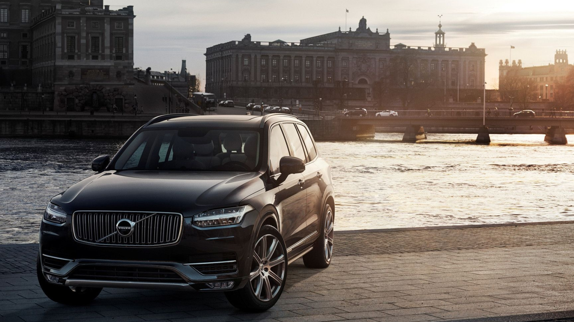 Volvo XC90 Auto, Luxury SUV, Spacious interiors, Advanced safety features, 1920x1080 Full HD Desktop