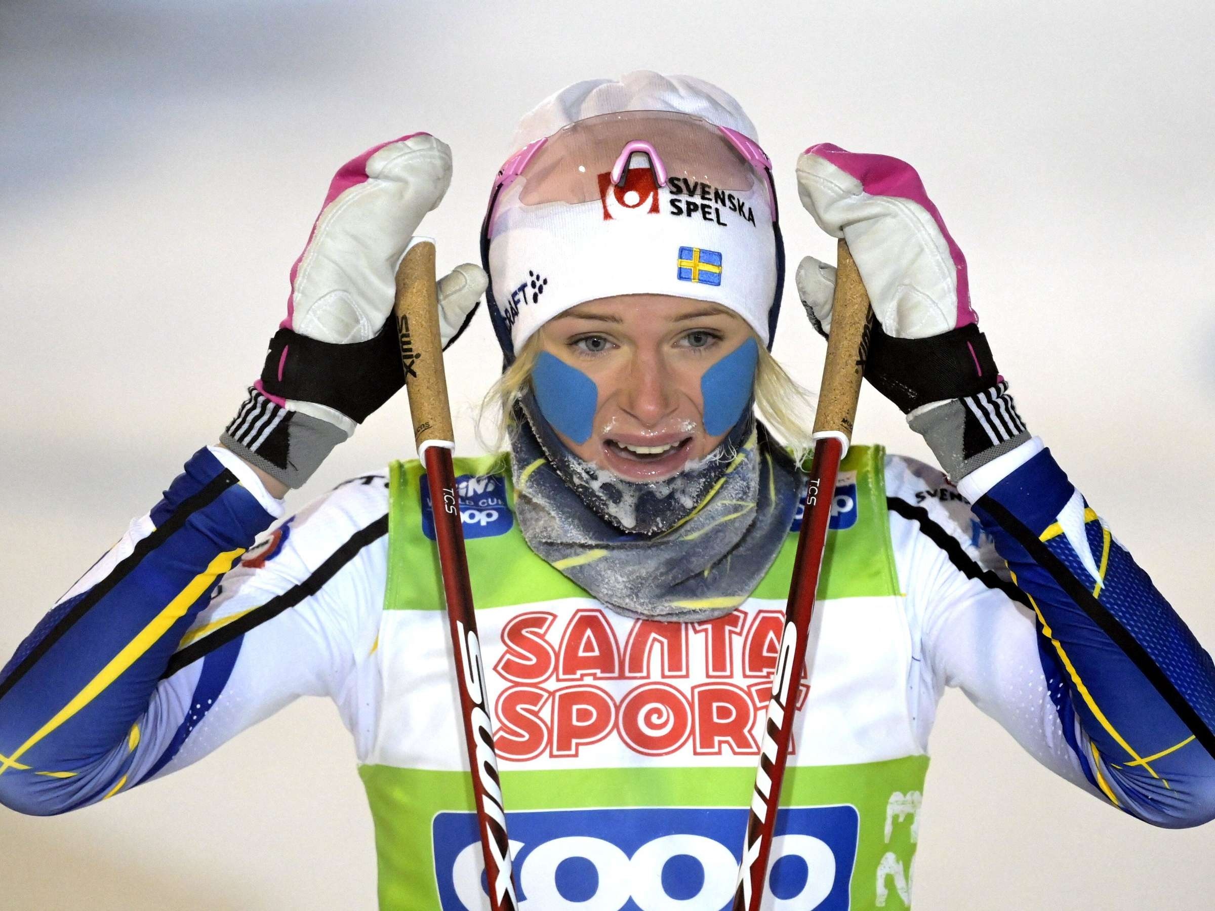 Frida Karlsson, Skiing accident, Pants caught fire, Viral video, 2400x1800 HD Desktop