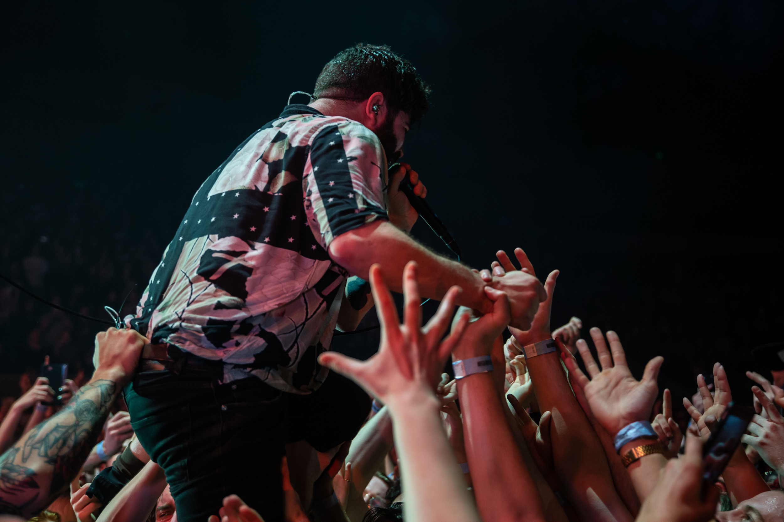 FOALS band, Melbourne show, Visual focus, Savage thrills, 2500x1670 HD Desktop