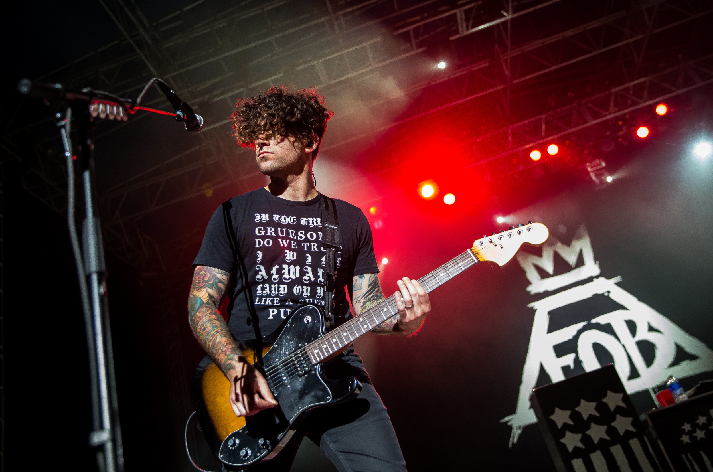 Illinois State Fairgrounds, Joe Trohman Wallpaper, 2500x1660 HD Desktop