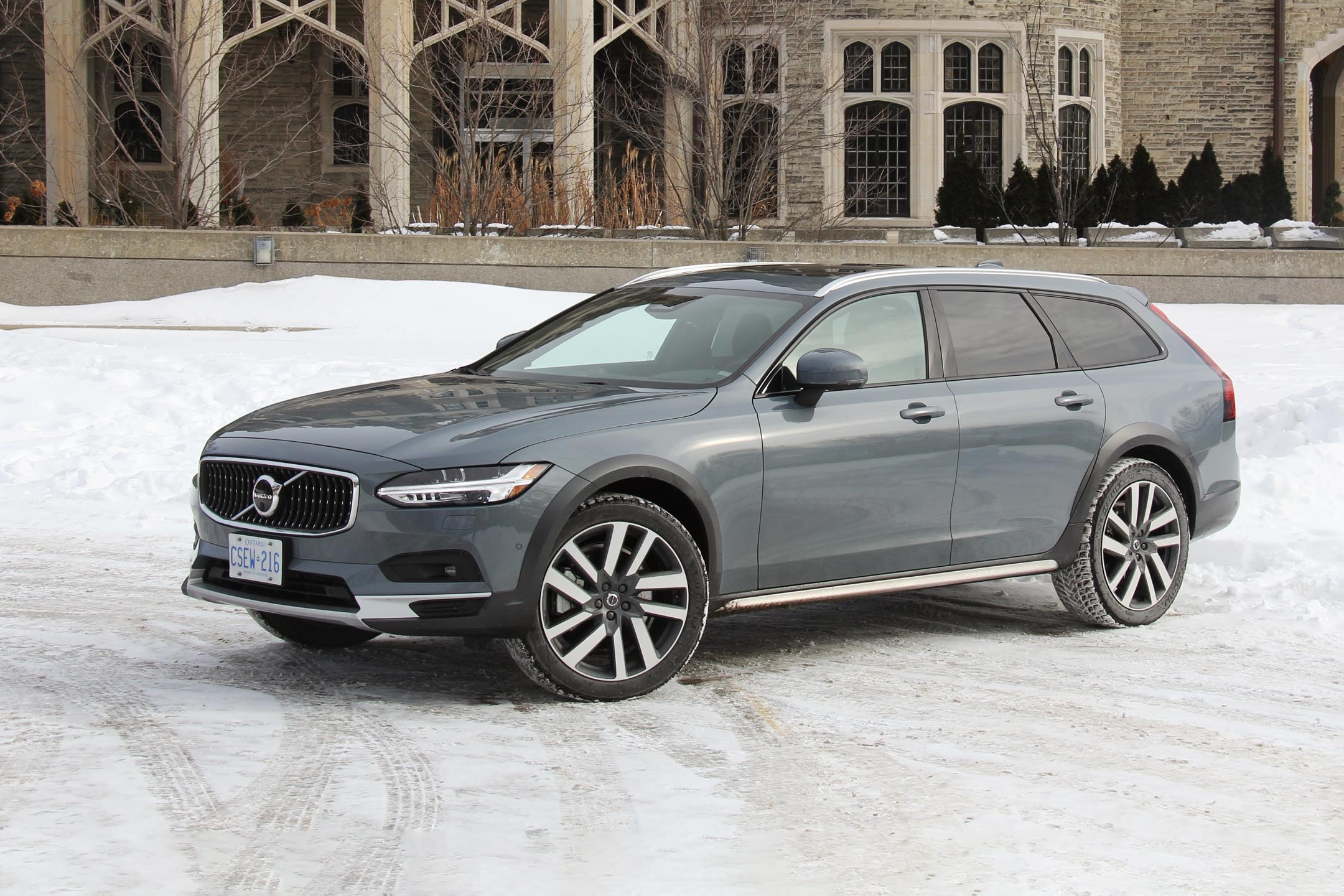 Volvo V90 Cross Country, Review, 2160x1440 HD Desktop