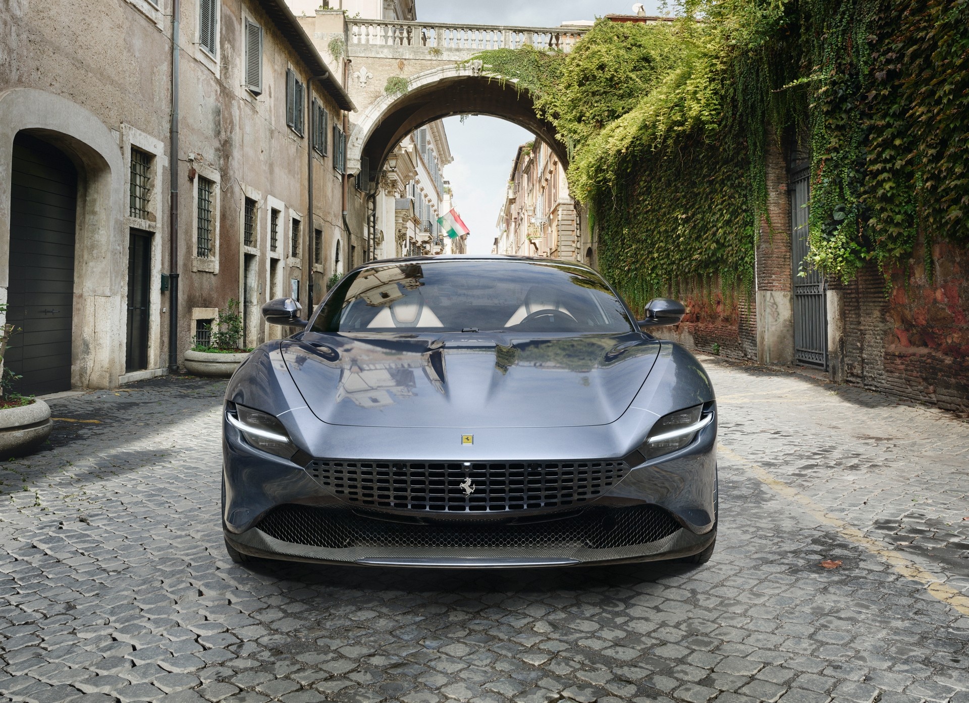 Ferrari Roma, Grand Tourer, 612 horsepower, Italian sports car, 1920x1400 HD Desktop